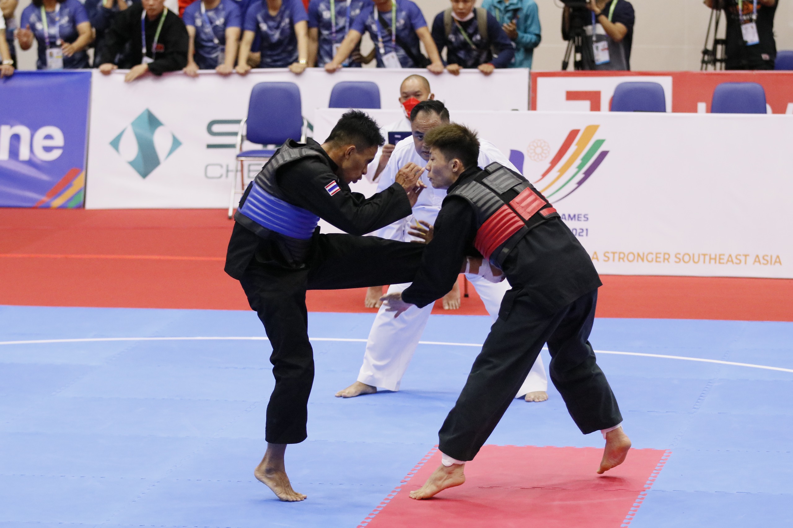 VĐV đầu tiên của quê hương Đất Tổ giành Huy chương Bạc cá nhân tại SEA Games 31 - ảnh 6