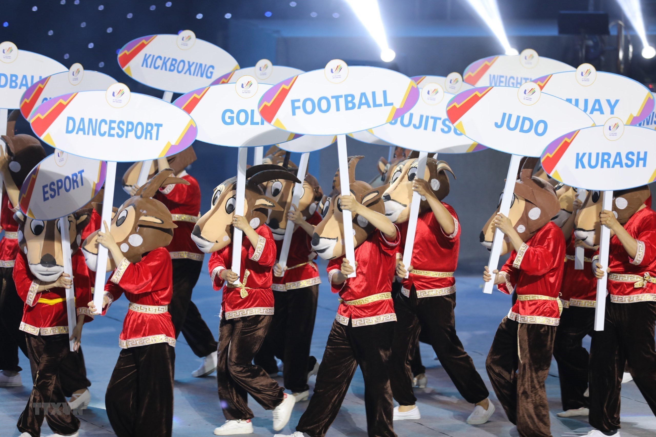 Bế mạc SEA Games 31: Lời chào, lời nhắn nhủ cùng “Hội tụ để tỏa sáng“ - ảnh 3