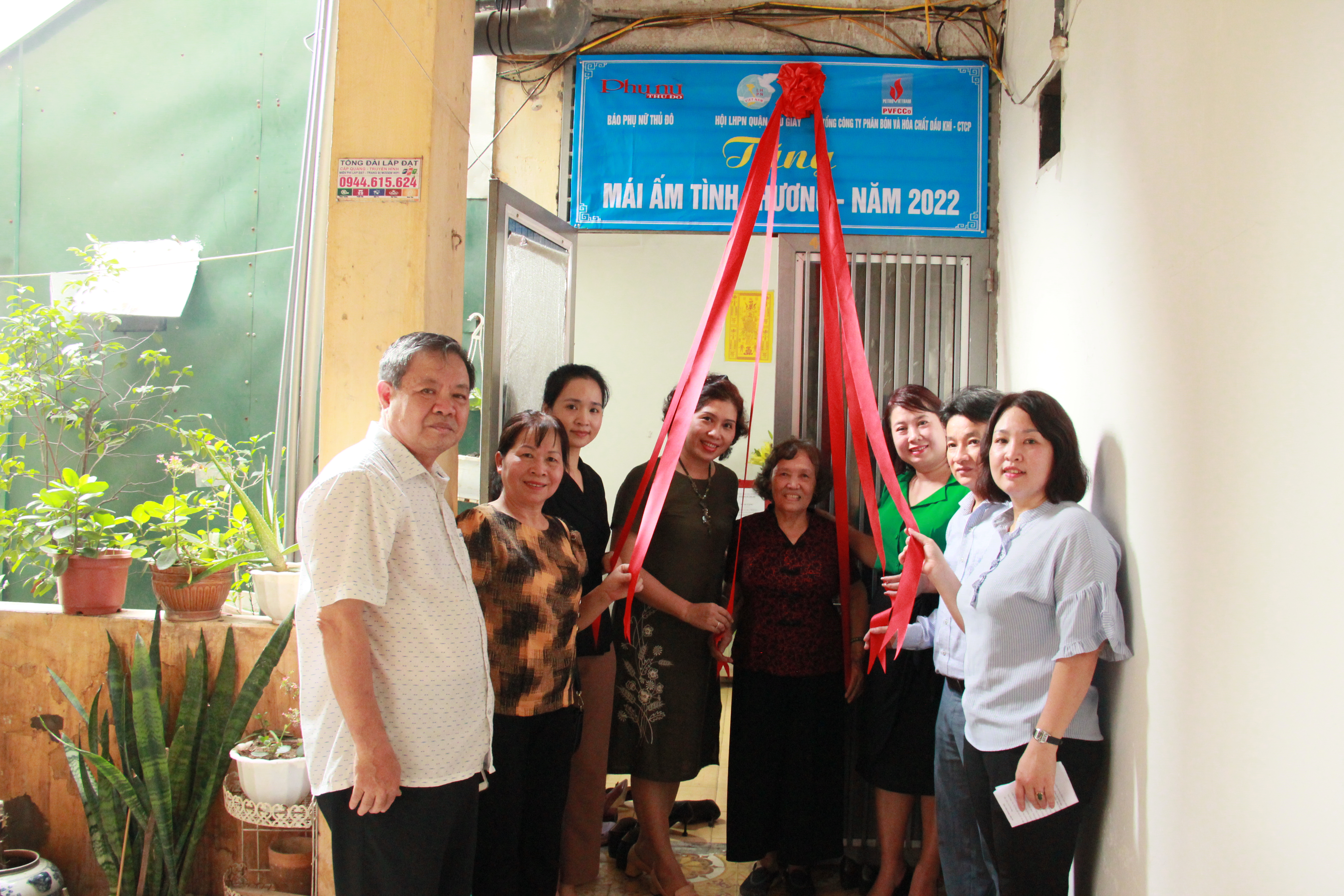 Báo Phụ nữ Thủ đô: Hỗ trợ xây sửa “mái ấm tình thương” cho hội viên phụ nữ khó khăn - ảnh 1