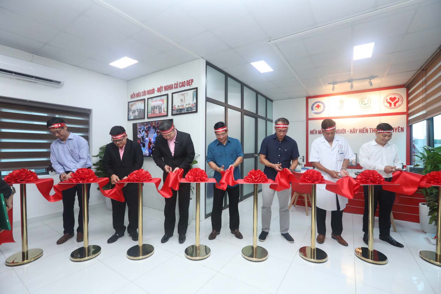 Khai trương điểm hiến máu cố định tại BV Đa khoa Nông nghiệp - ảnh 2