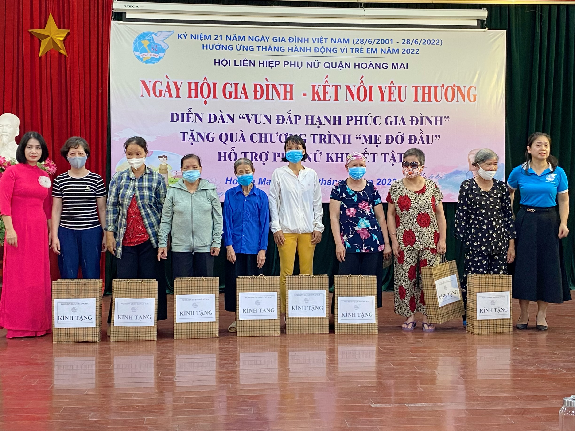 Hội LHPN quận Hoàng Mai “kết nối yêu thương” nhân Ngày hội gia đinh - ảnh 2