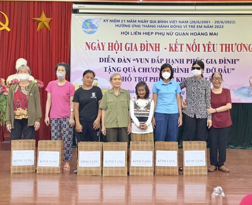 Hội LHPN quận Hoàng Mai “kết nối yêu thương” nhân Ngày hội gia đinh - ảnh 6