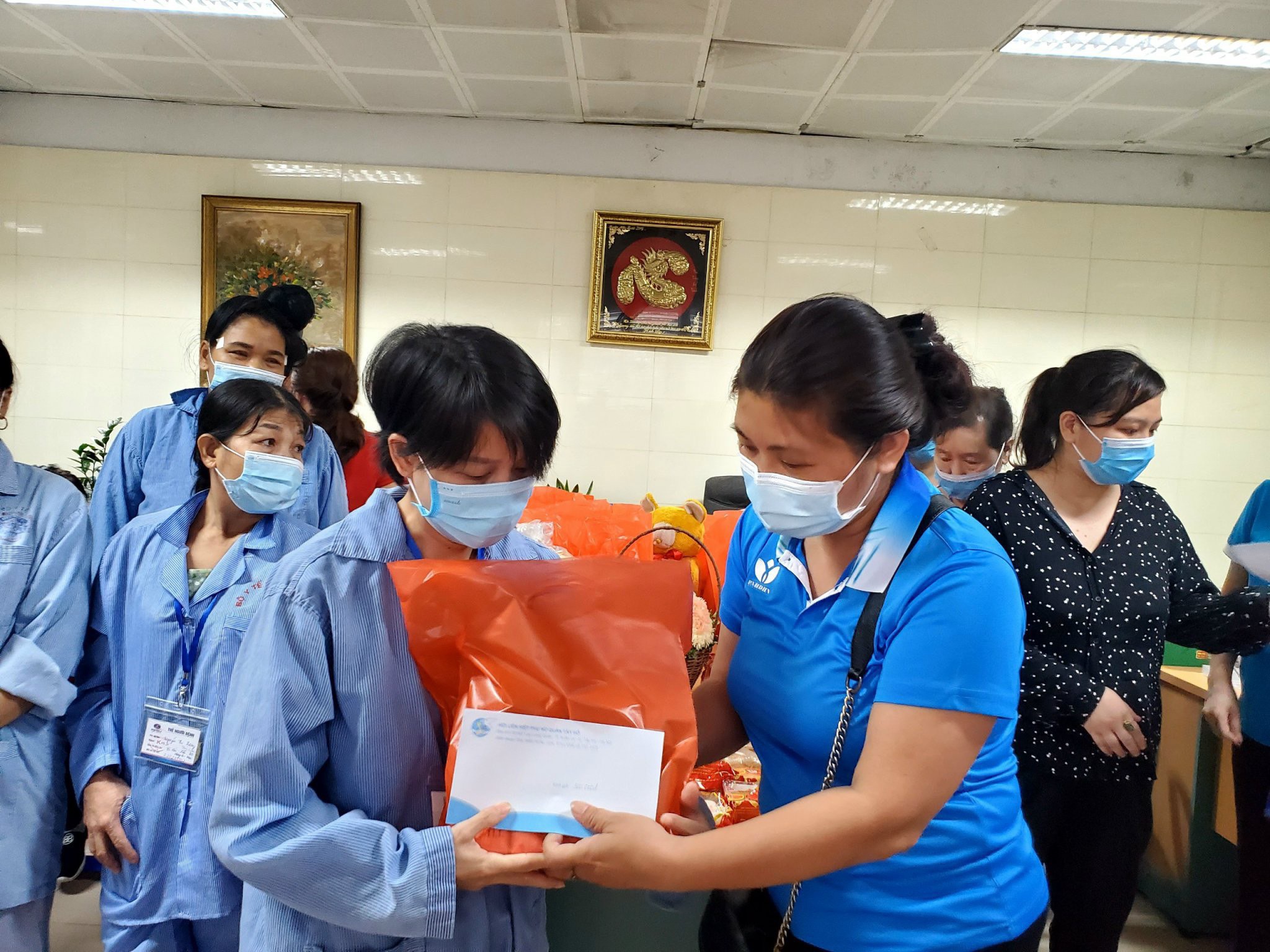 Trung thu yêu thương cho bệnh nhi ung thư - ảnh 1