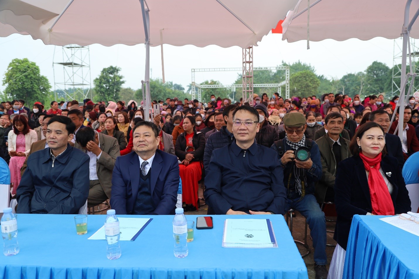 Biểu dương 119 hộ nông dân sản xuất, kinh doanh giỏi tiêu biểu huyện Mê Linh năm 2022 - ảnh 1