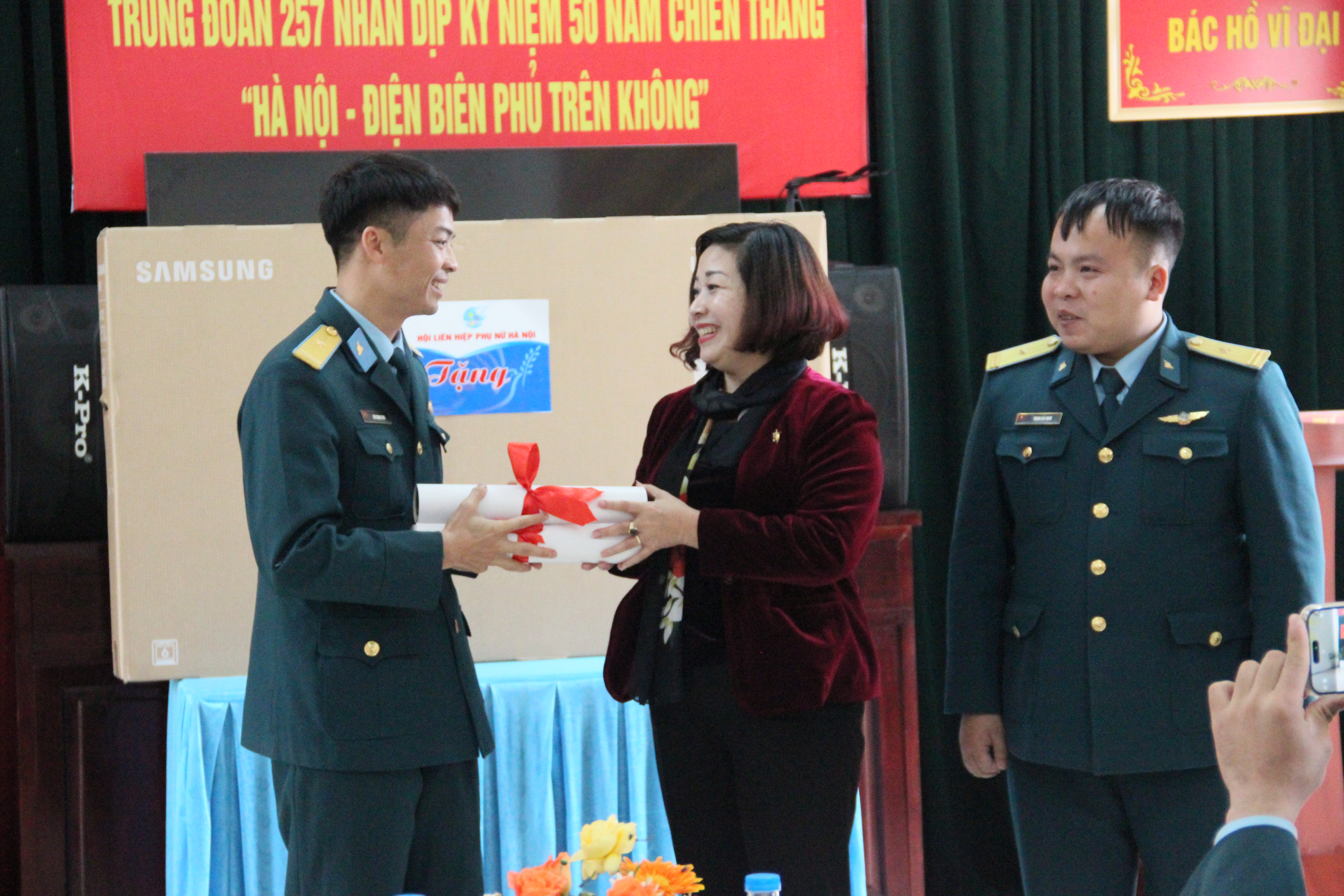Hội LHPN Hà Nội - Sư đoàn Phòng không 361: Tiếp nối mạch nguồn tri ân - ảnh 4