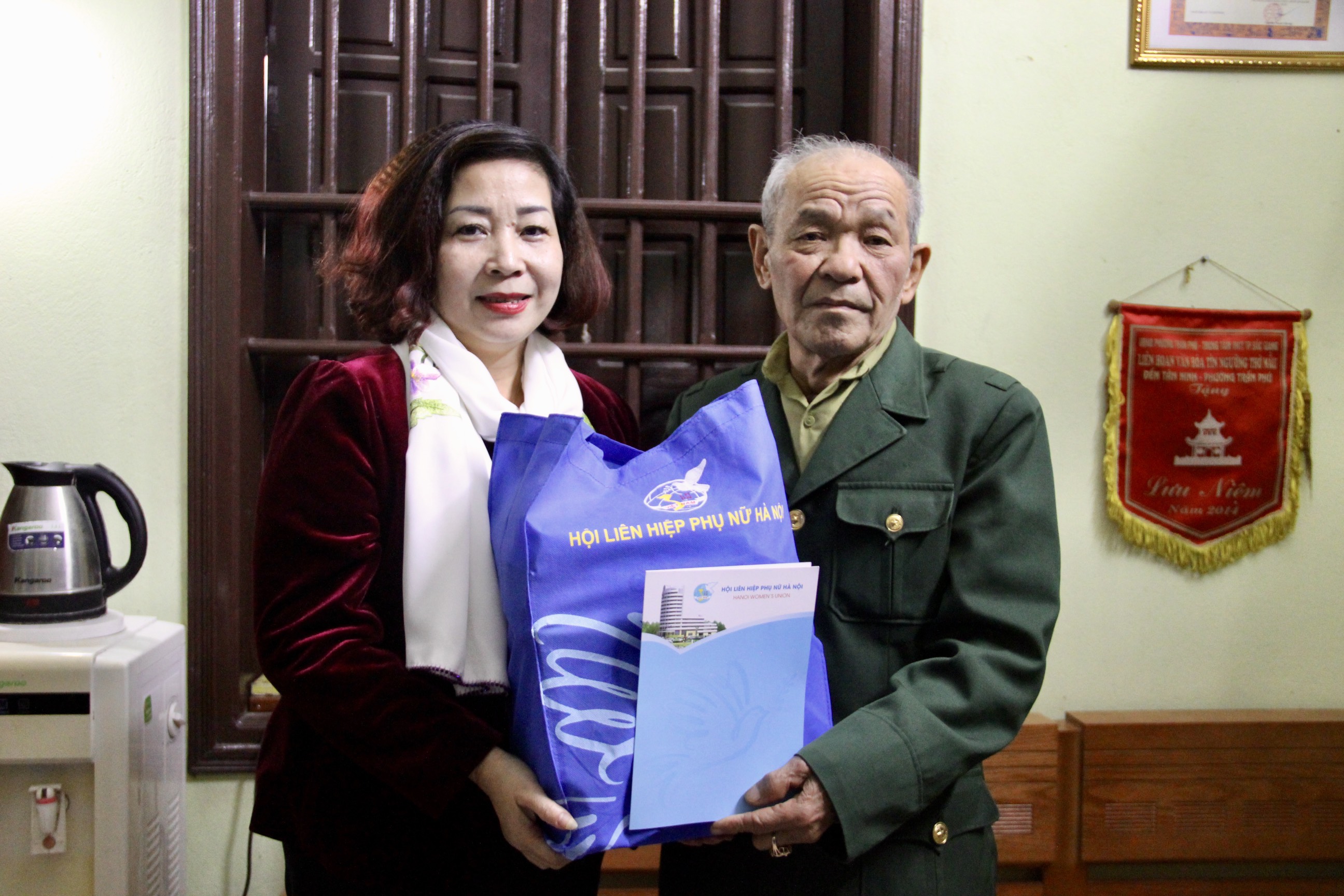 Hội LHPN Hà Nội - Sư đoàn Phòng không 361: Tiếp nối mạch nguồn tri ân - ảnh 7