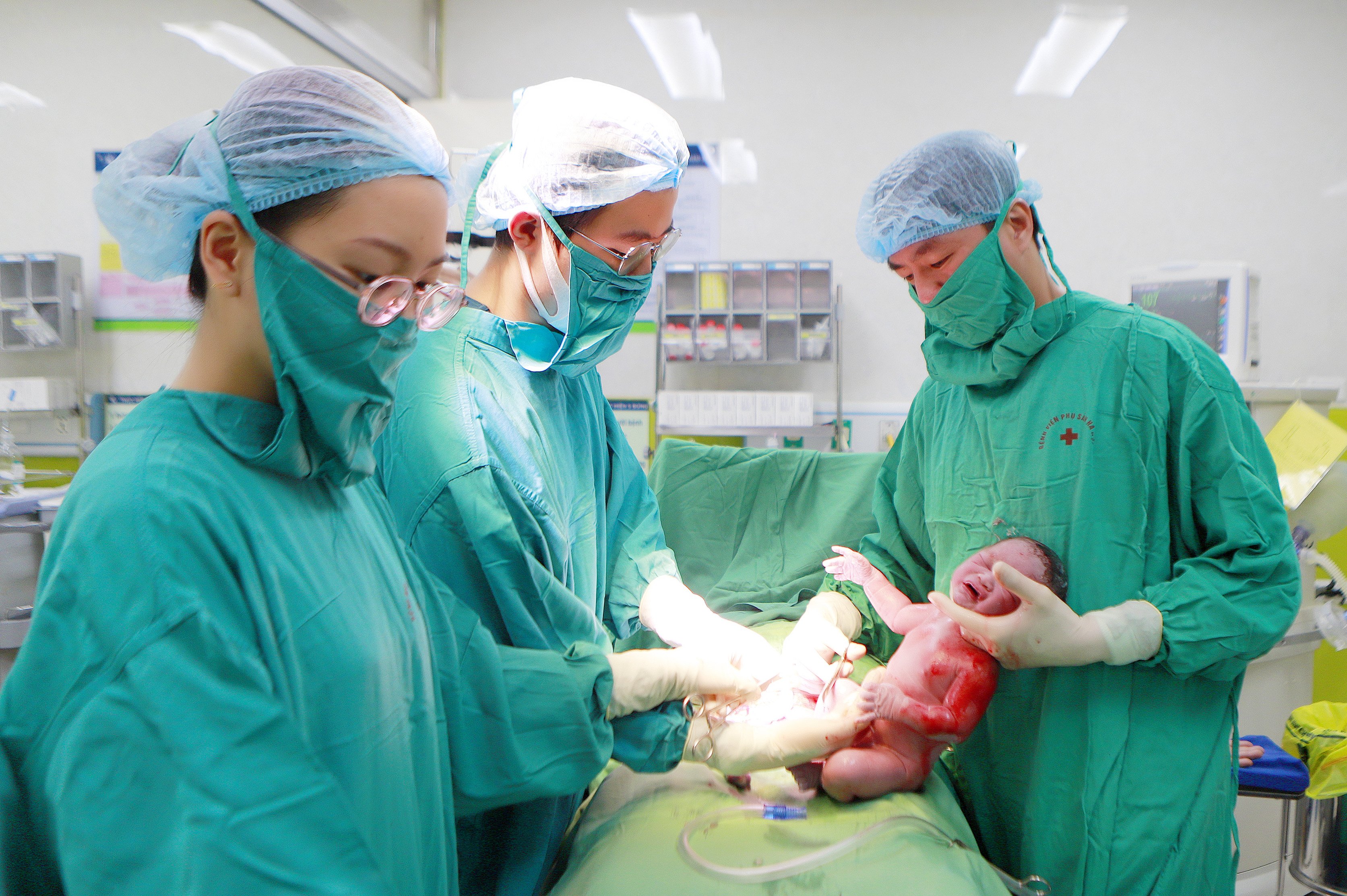Những công dân nhí 2023 đầu tiên tại BV Phụ sản Hà Nội - ảnh 4