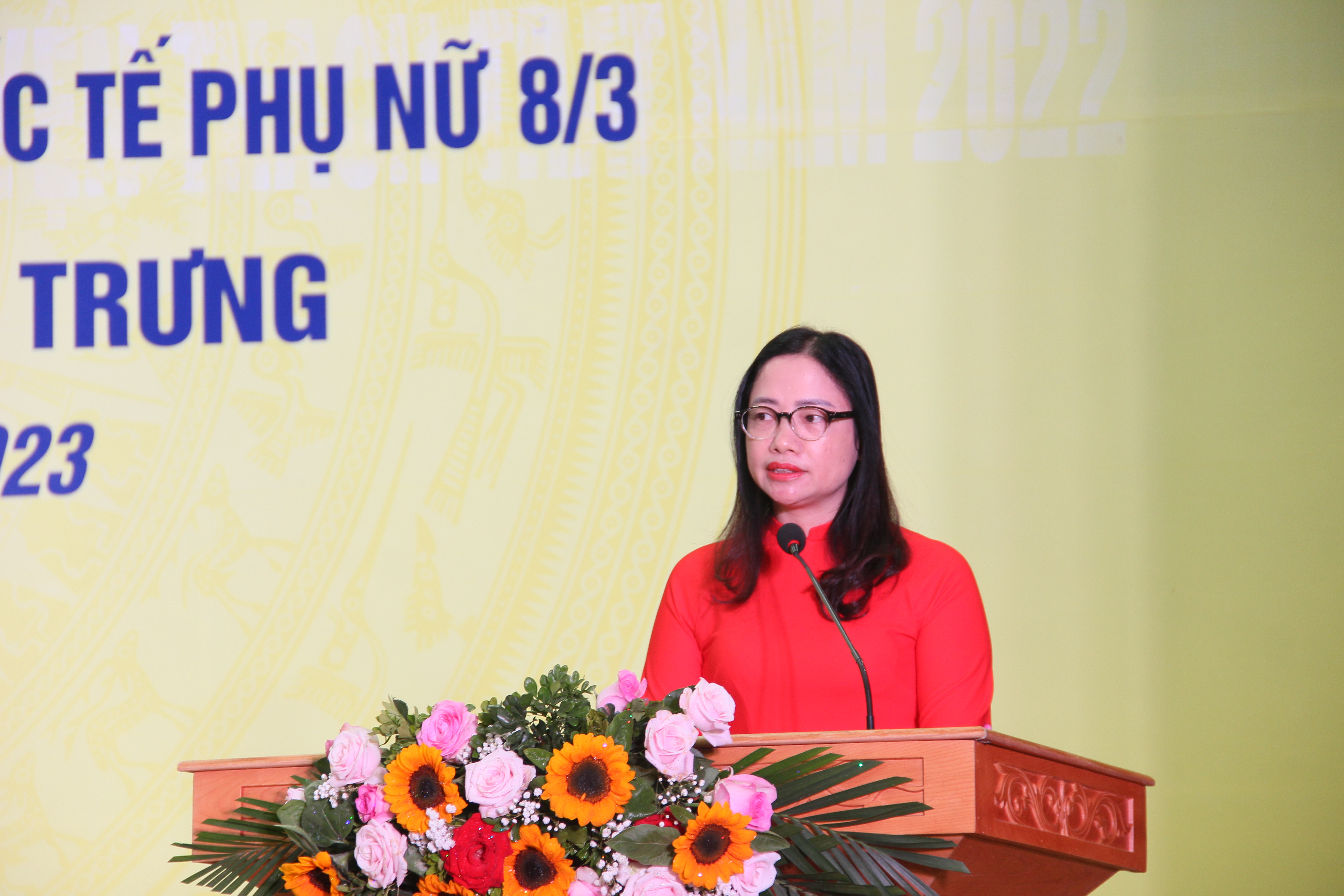 Tưng bừng liên hoan tiếng hát Phụ nữ huyện Thạch Thất - ảnh 2