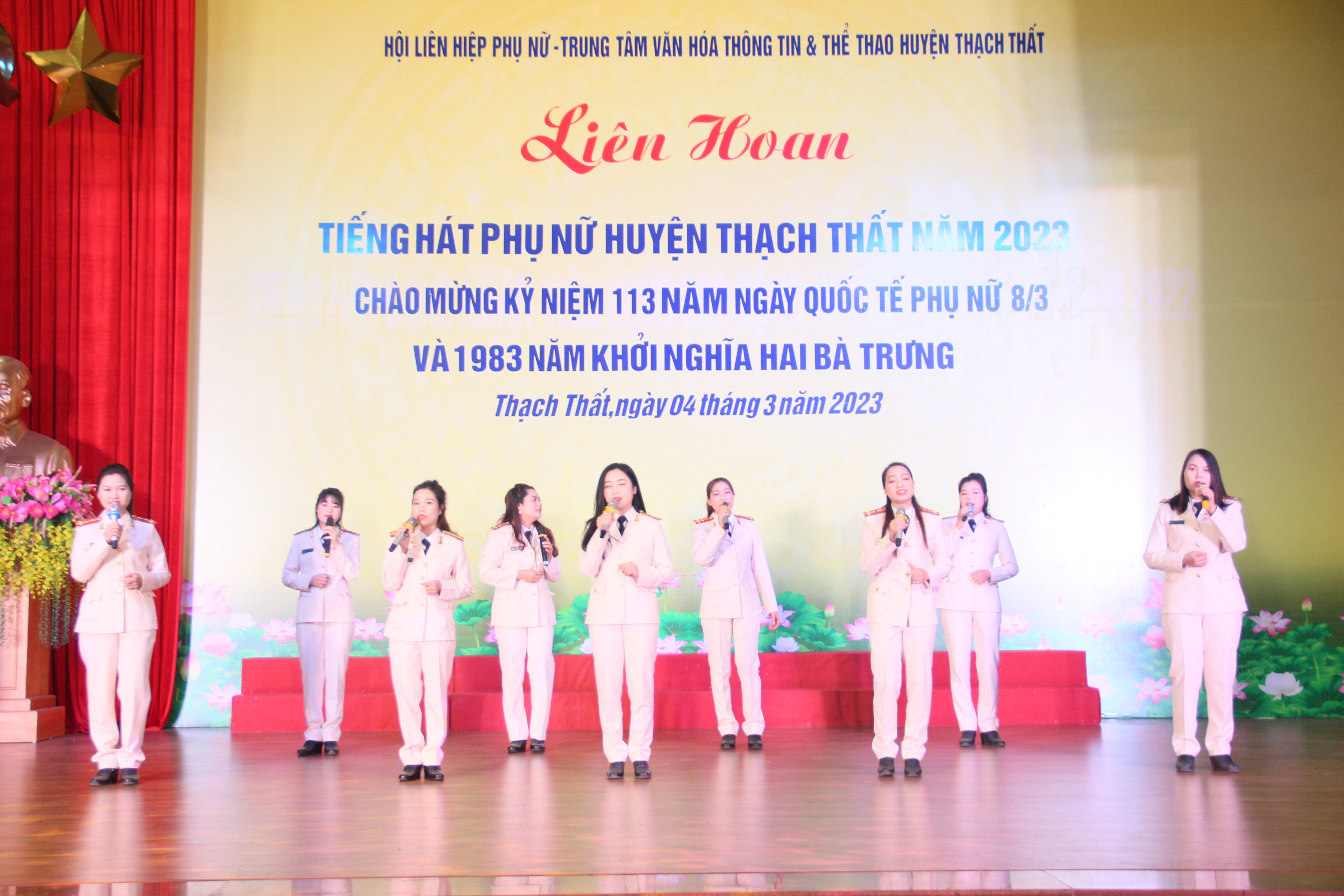 Tưng bừng liên hoan tiếng hát Phụ nữ huyện Thạch Thất - ảnh 9