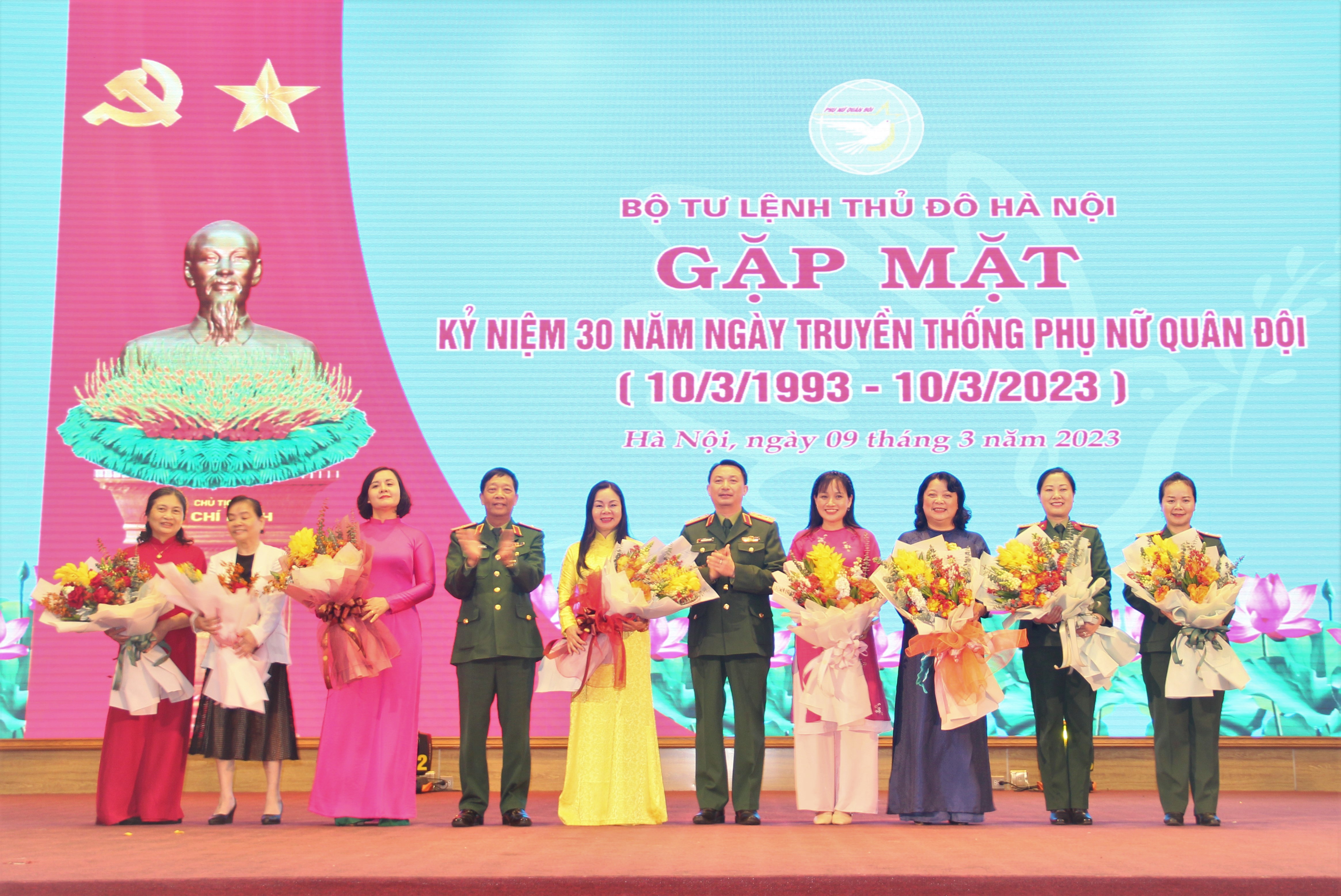 Phụ nữ Bộ Tư lệnh Thủ đô trí tuệ, bản lĩnh, xứng danh Bộ đội cụ Hồ trong thời kỳ mới - ảnh 3