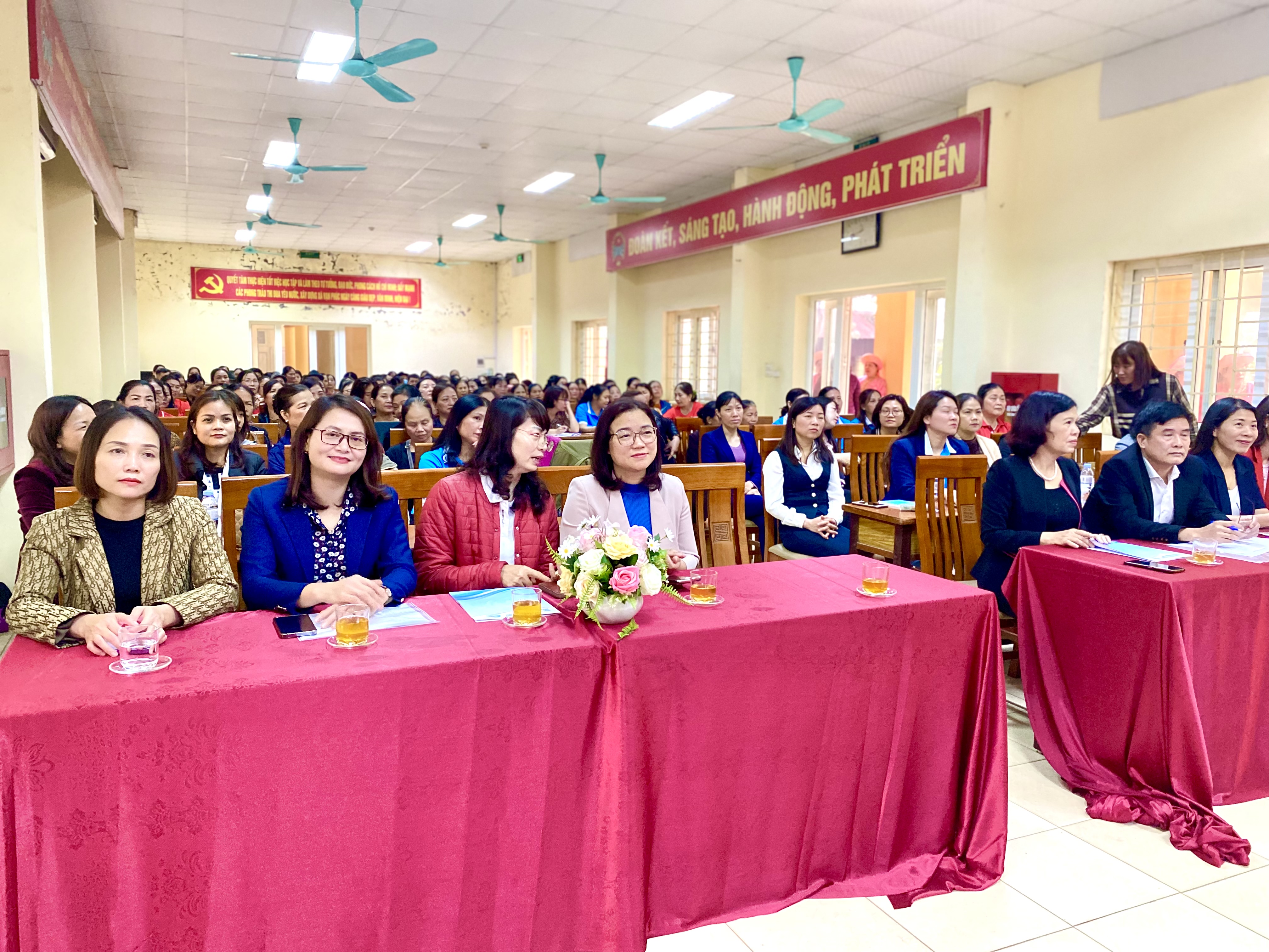 Phụ nữ Thanh Trì khỏe, đẹp, hạnh phúc - ảnh 1