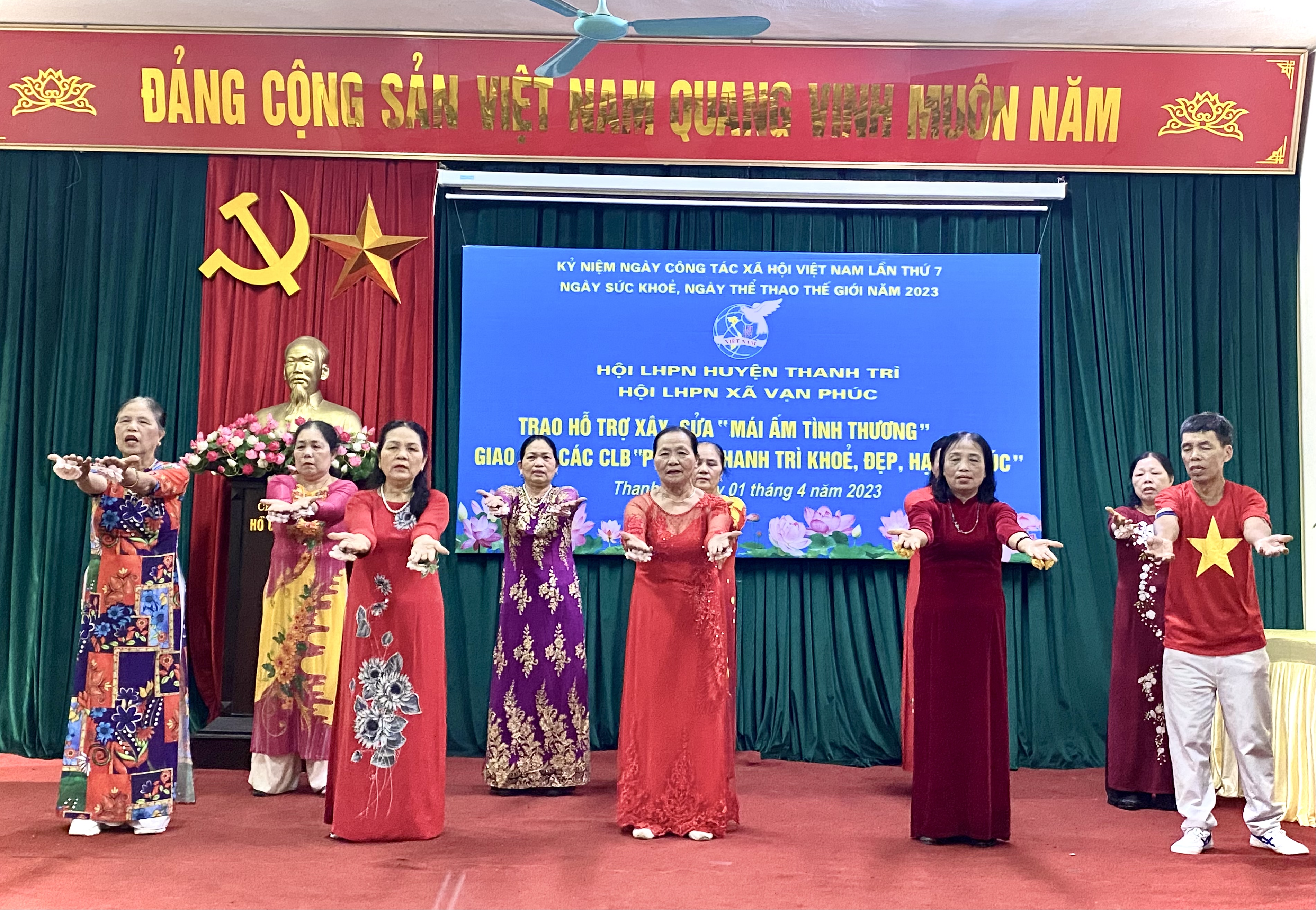 Phụ nữ Thanh Trì khỏe, đẹp, hạnh phúc - ảnh 9