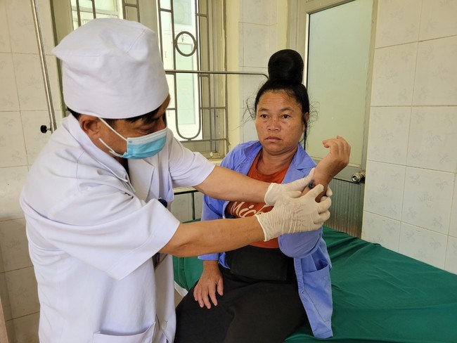 Mắc bệnh than vì giết mổ, ăn thịt trâu, bò chết không rõ nguyên nhân - ảnh 1