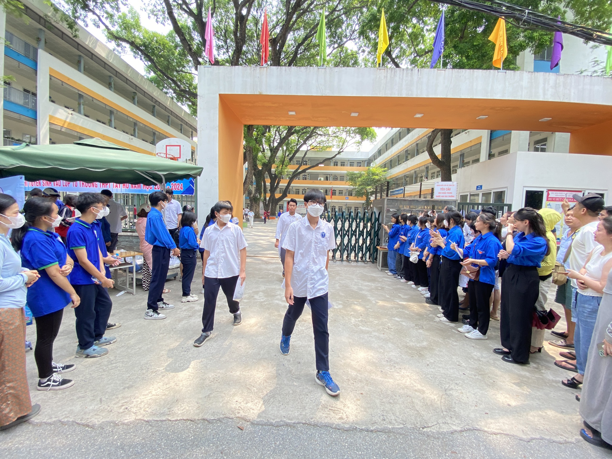 Quận Tây Hồ: Đảm bảo an ninh, an toàn tại các điểm thi - ảnh 3