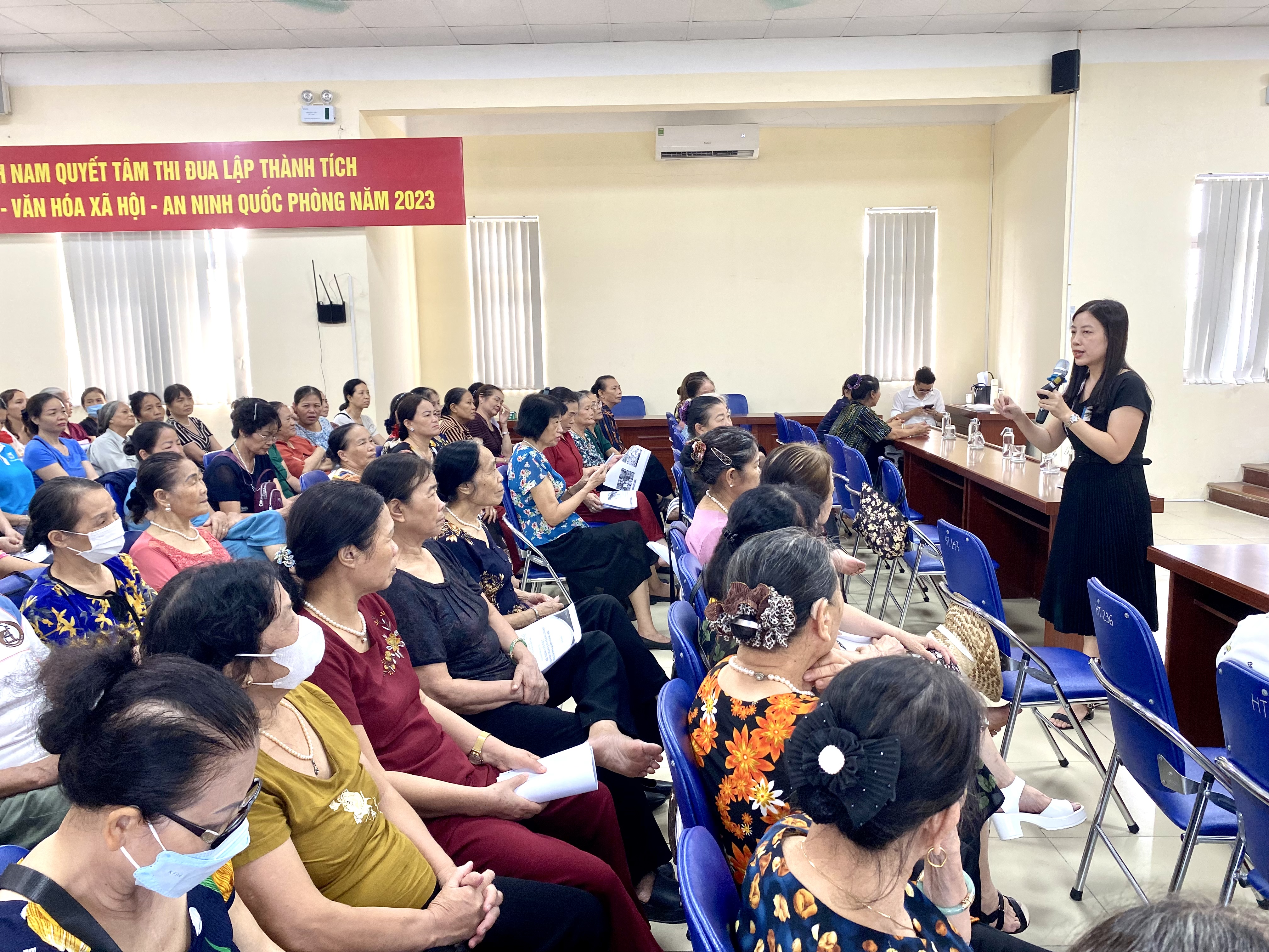 Hội LHPN quận Hoàng Mai: Tập huấn, nâng cao kiến thức kinh doanh cho hội viên phụ nữ - ảnh 2