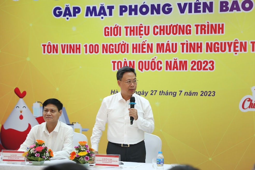 Tôn vinh 100 người hiến máu tiêu biểu toàn quốc năm 2023 - ảnh 2