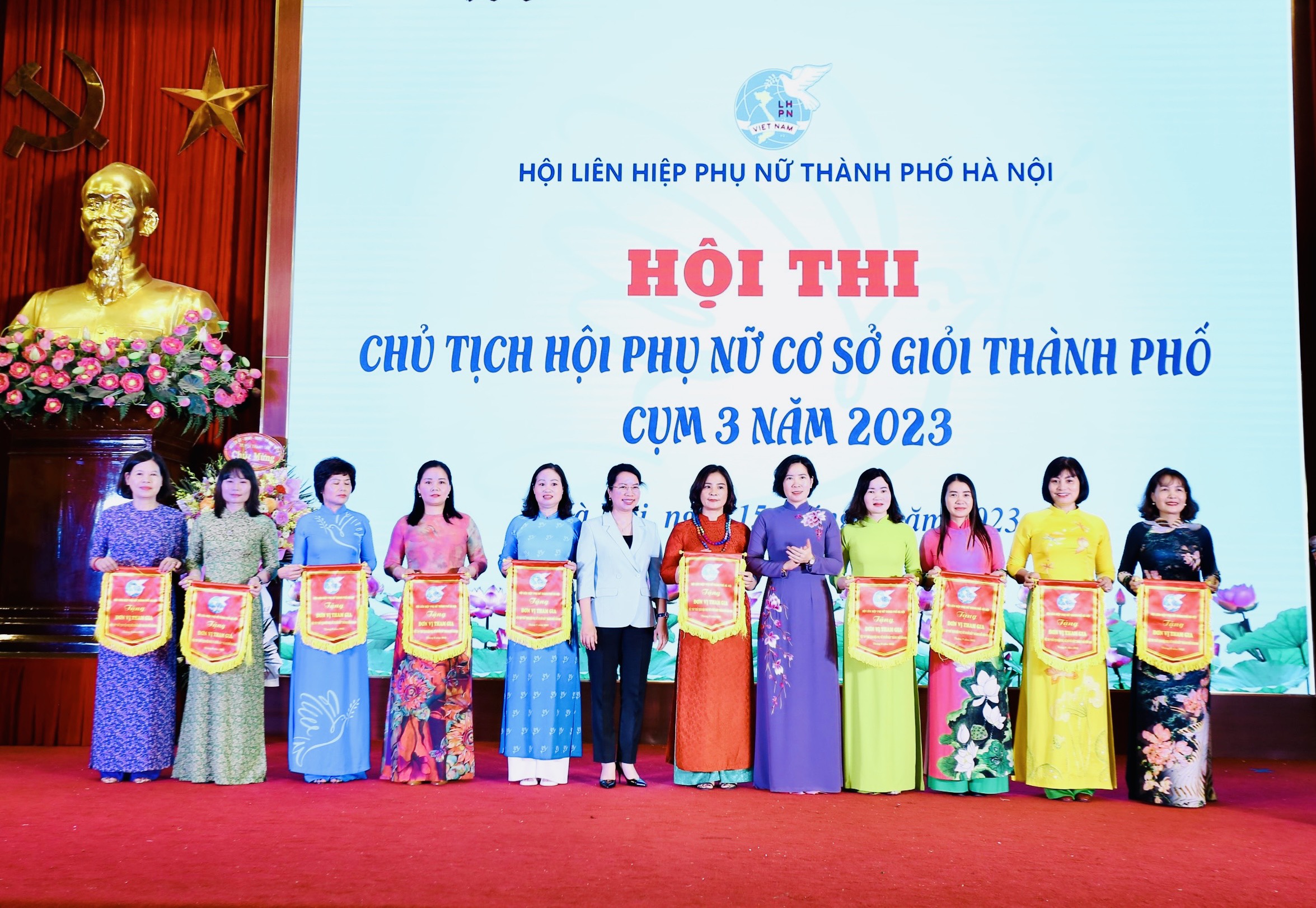 Nhiều mô hình, kinh nghiệm hay được chia sẻ qua hội thi “Chủ tịch Hội Phụ nữ cơ sở giỏi“ - ảnh 4