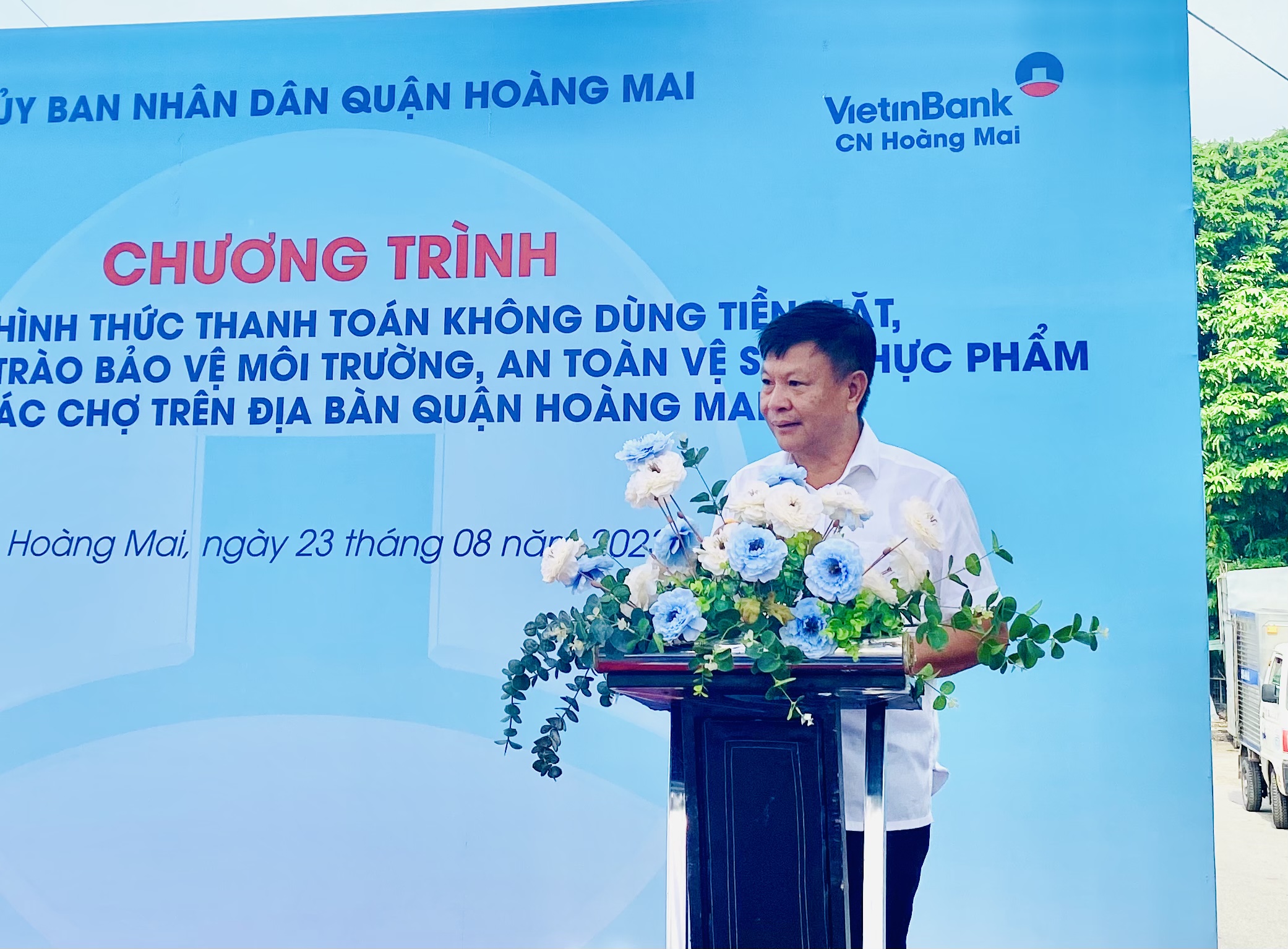 Phụ nữ Hoàng Mai đẩy mạnh bảo vệ môi trường, an toàn vệ sinh tại các chợ - ảnh 1
