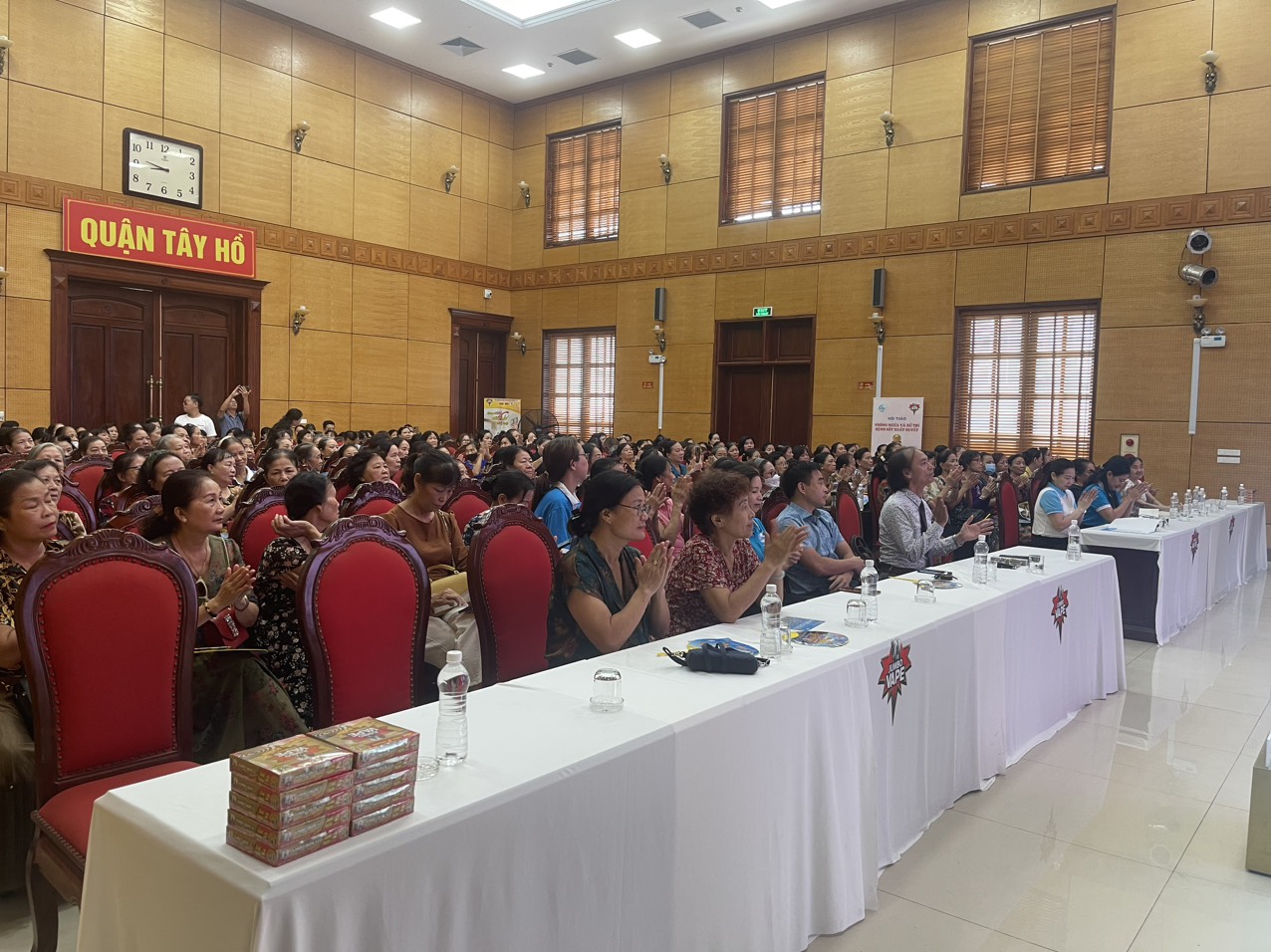 Hội LHPN quận Tây Hồ: Đẩy mạnh truyền thông phòng chống sốt xuất huyết - ảnh 1