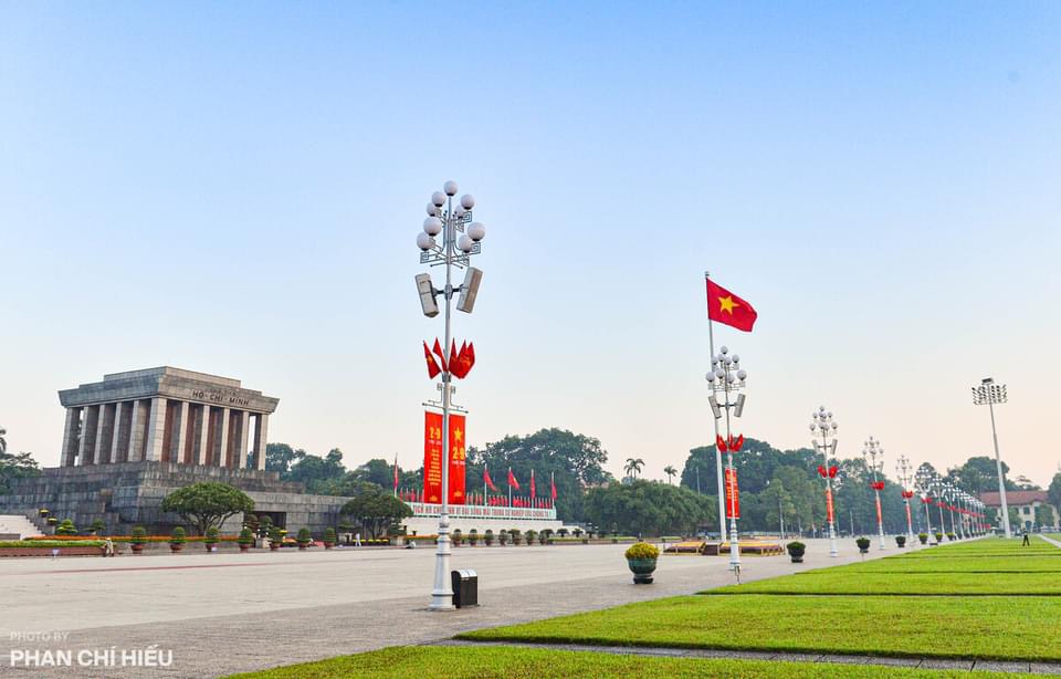 Linh thiêng Lễ thượng cờ sáng ngày Quốc khánh 2/9 - ảnh 2