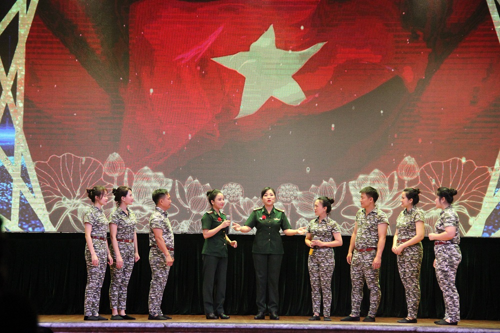Khẳng định bản lĩnh, tài năng của nữ cán bộ phụ nữ biên phòng - ảnh 5