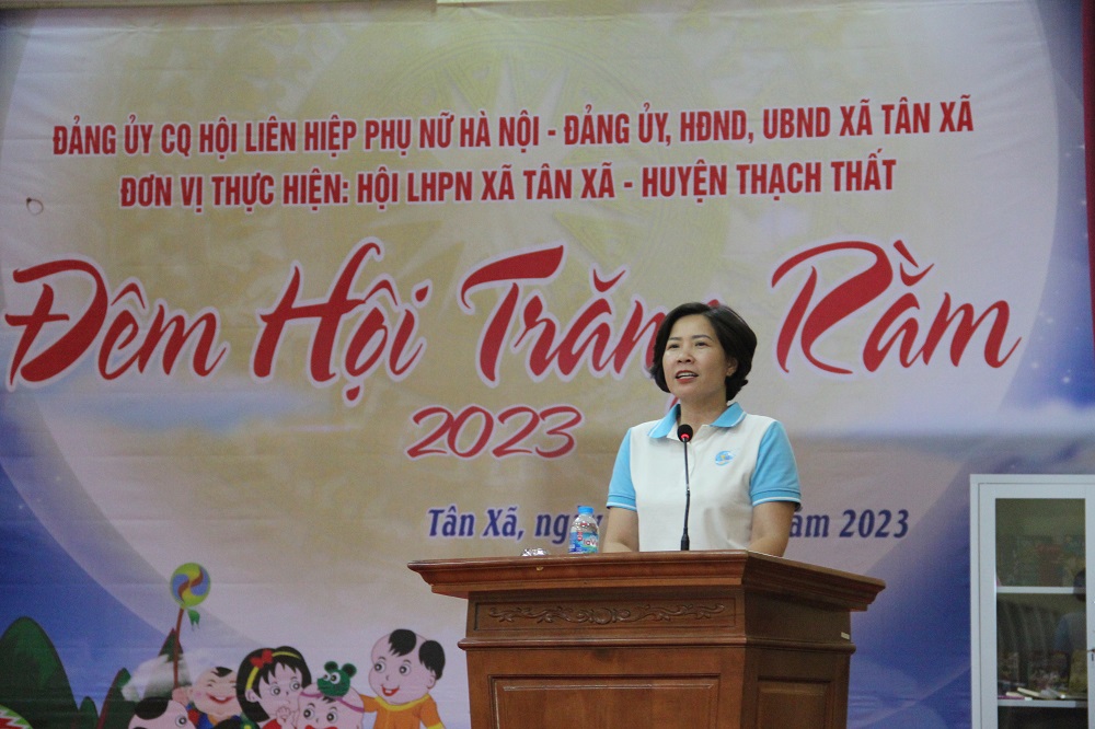 Đảng ủy cơ quan Hội LHPN Hà Nội: Tổ chức “Đêm hội trăng Rằm” cho các cháu thiếu nhi - ảnh 4