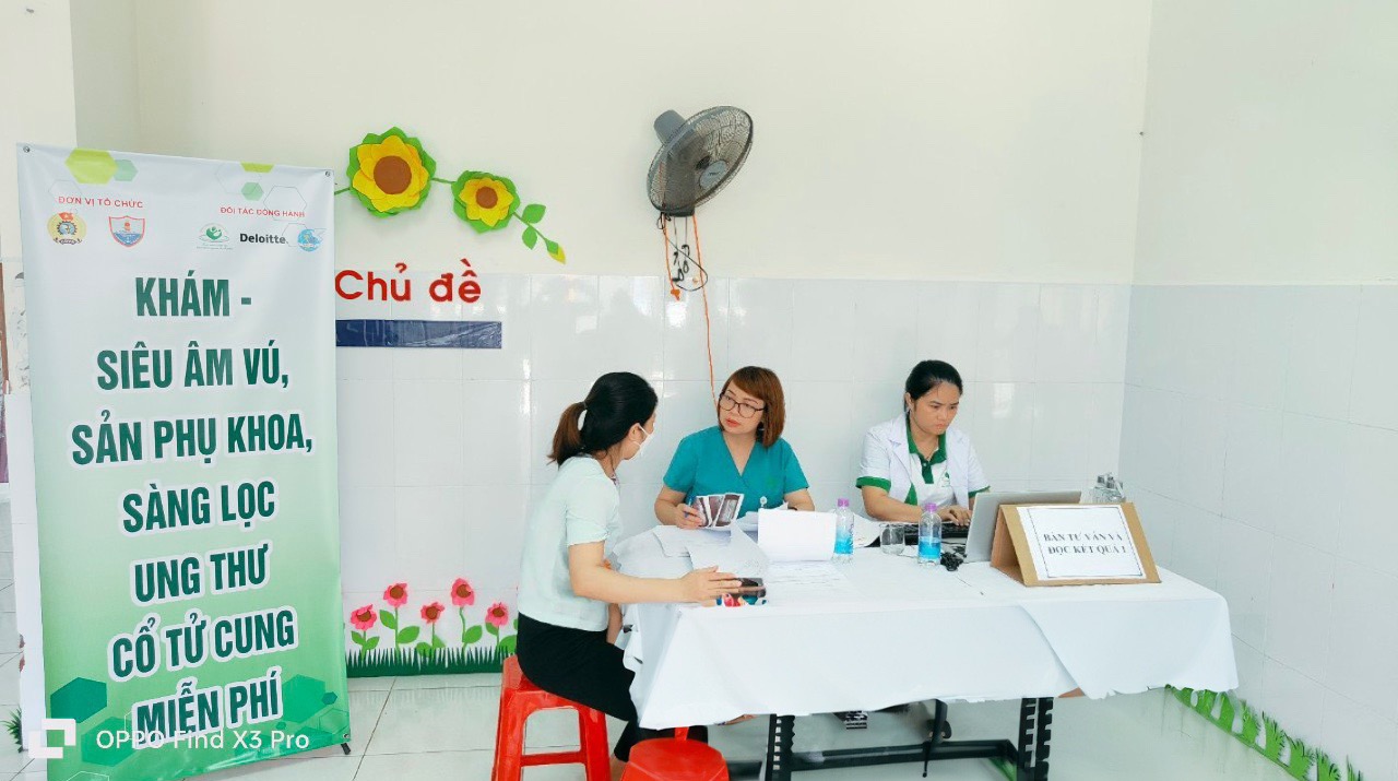 Hành trình 1.333 km ý nghĩa đến với cán bộ, chiến sĩ Hải quân vùng 4 - ảnh 16