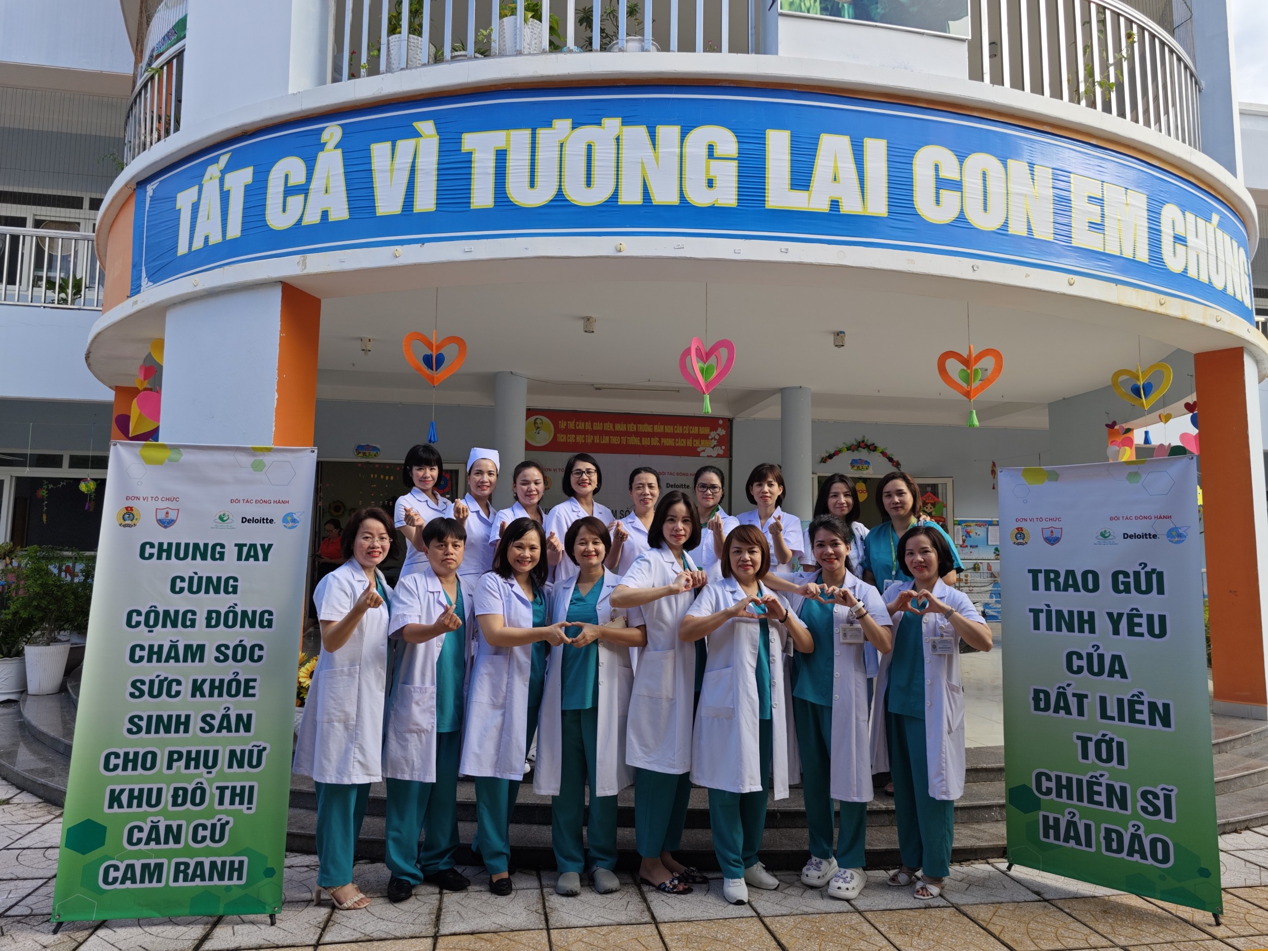 Hành trình 1.333 km ý nghĩa đến với cán bộ, chiến sĩ Hải quân vùng 4 - ảnh 1