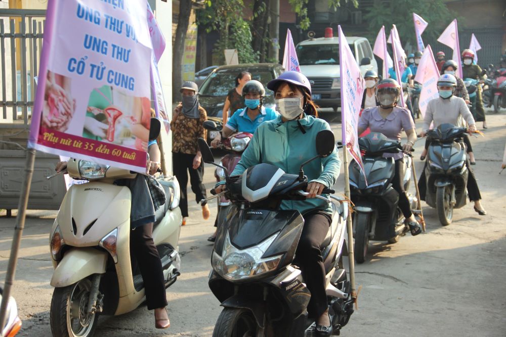 Truyền thông tư vấn tầm soát, phát hiện sớm ung thư vú, ung thư cổ tử cung tại huyện Ứng Hòa - ảnh 4