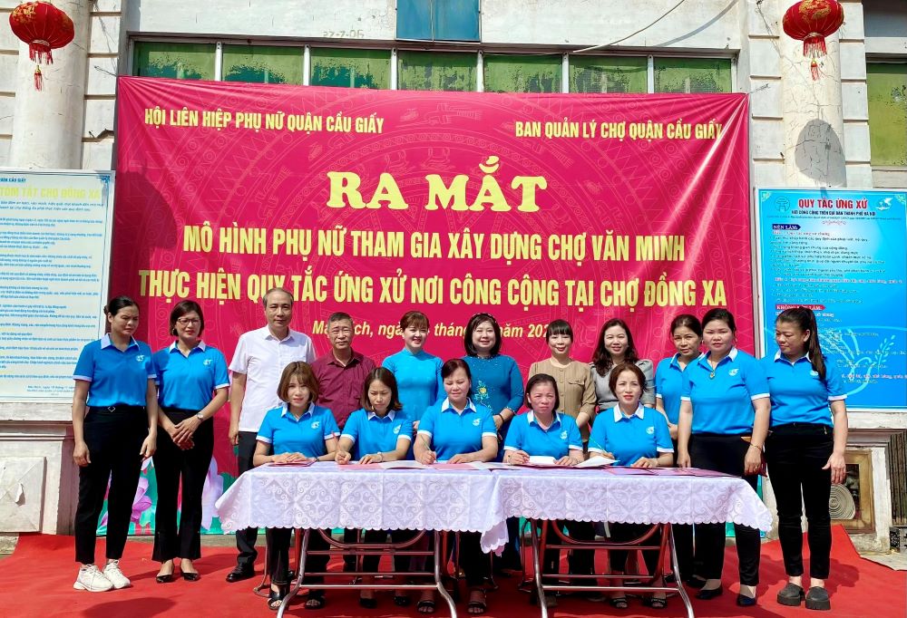 Hội LHPN quận Cầu Giấy: Ra mắt mô hình Phụ nữ tham gia xây dựng chợ văn minh - ảnh 3