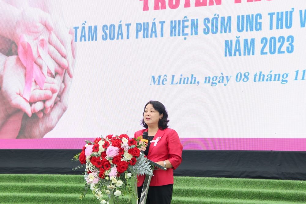 Khám tầm soát Ung thư vú, ung thư cổ tử cung cho 2.000 phụ nữ Mê Linh - ảnh 2