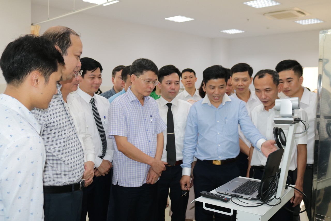 Khai trương Đơn nguyên cấp cứu và sơ sinh tại bệnh viện Đa khoa huyện Ba Vì - ảnh 2