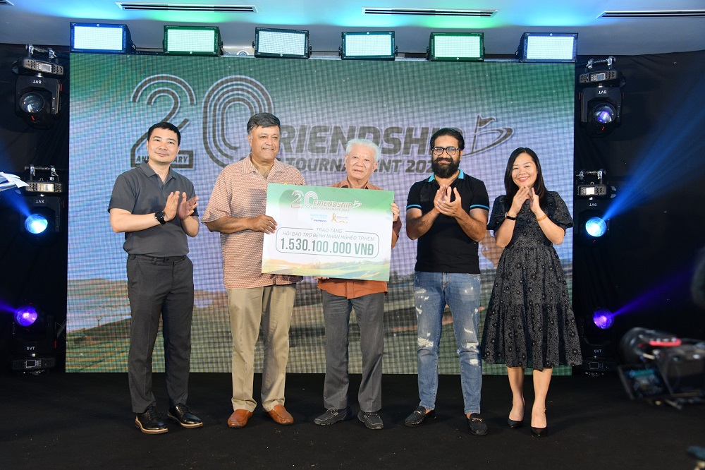 Quyên góp hơn 1,5 tỷ hỗ trợ bệnh nhi ung thư qua giải Golf Hữu nghị - ảnh 1
