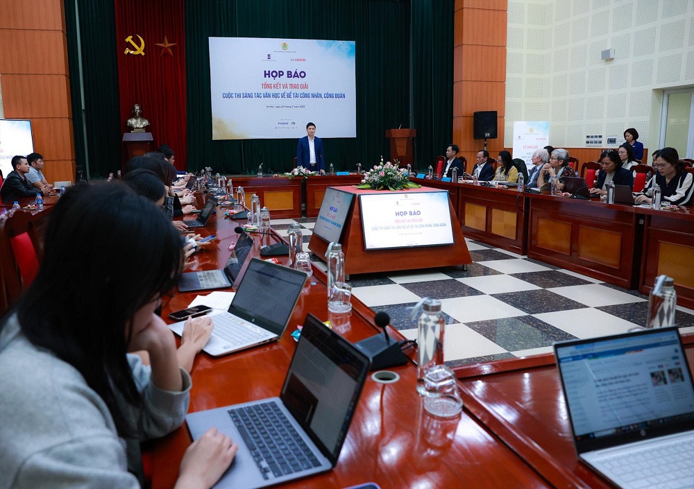 Gần 500 tác phẩm tham dự cuộc thi sáng tác văn học về đề tài công nhân, công đoàn - ảnh 1
