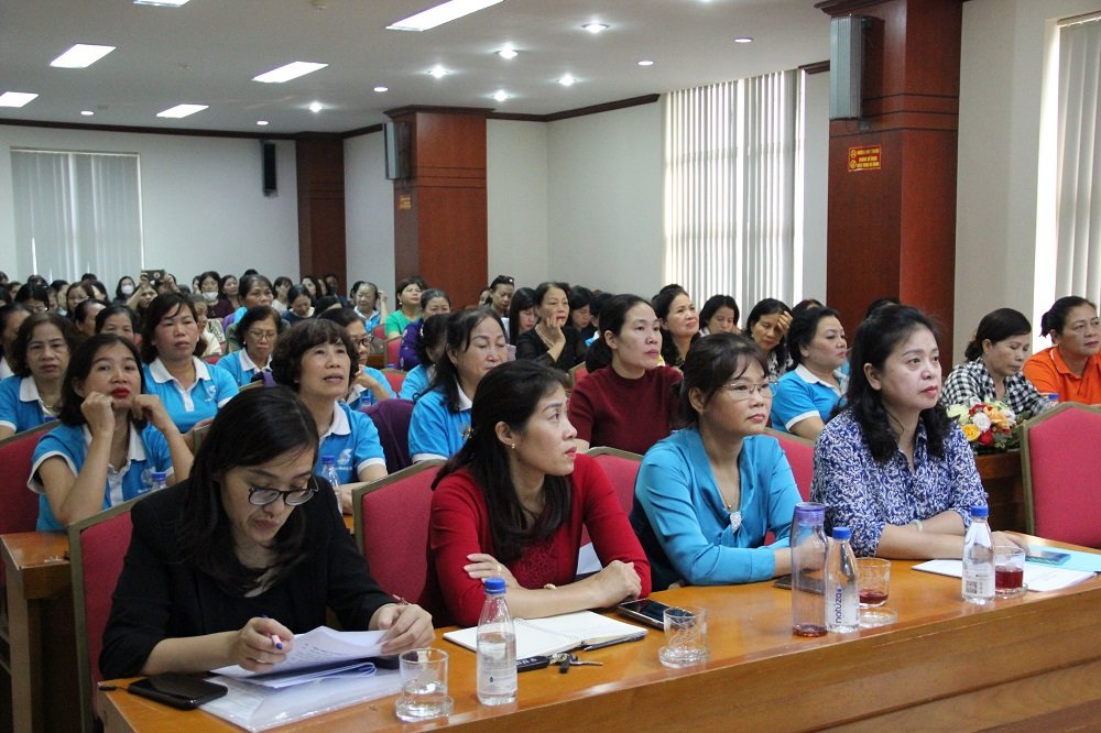 Đa dạng hoạt động truyền thông vì sự phát triển của phụ nữ - ảnh 1