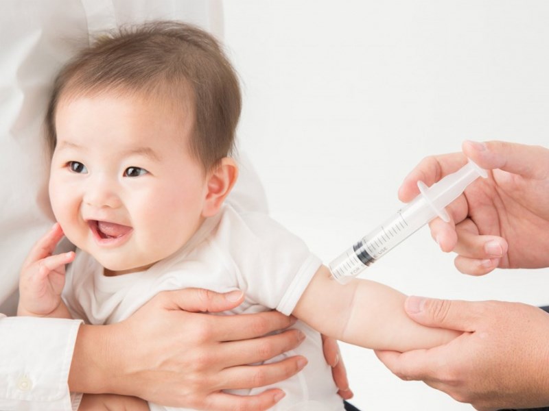 Giải pháp nào khắc phục tình trạng thiếu vắc-xin tiêm chủng hiện nay? - ảnh 1