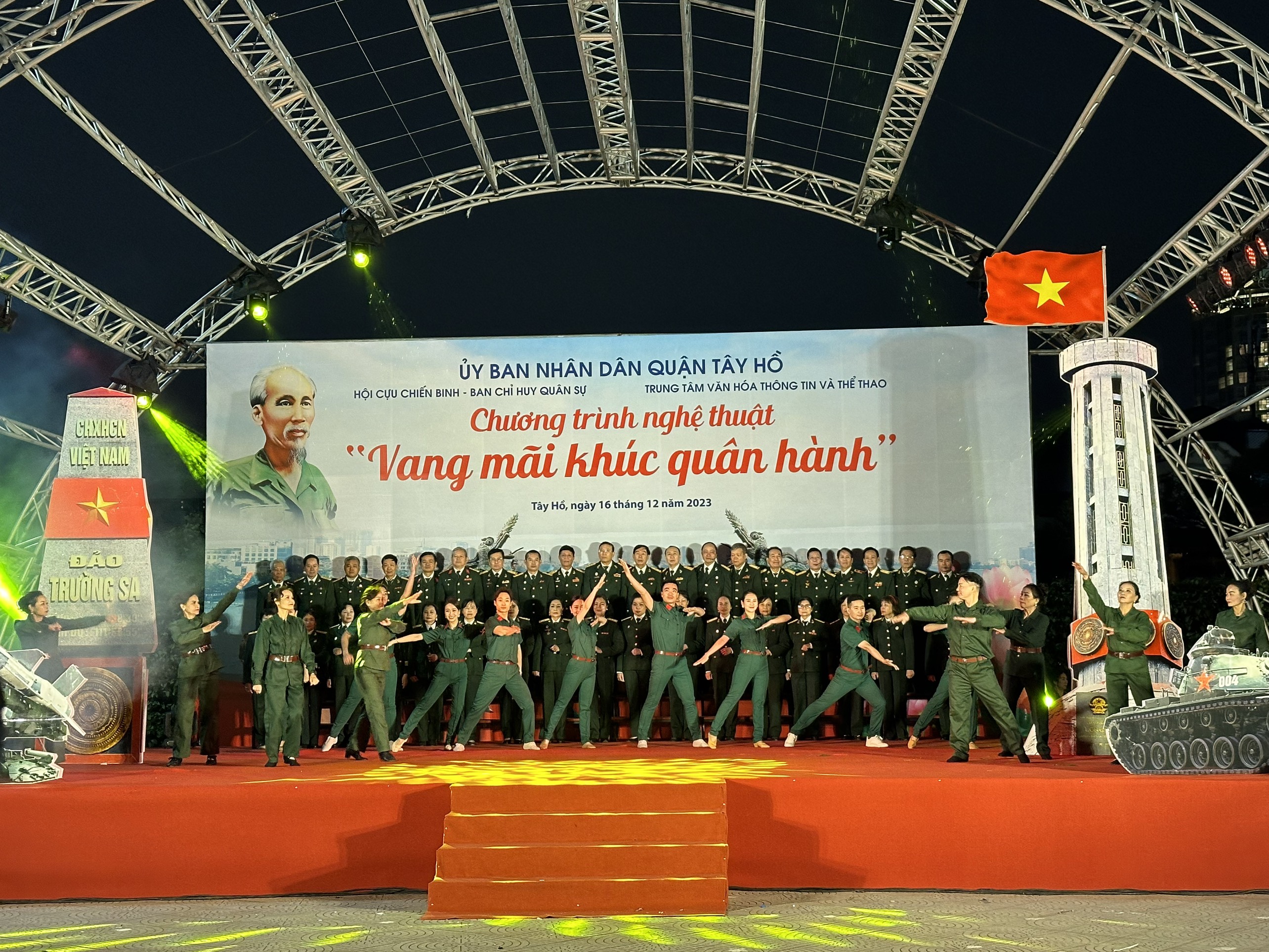 “Vang mãi khúc quân hành” cùng Hội Cựu chiến binh quận Tây Hồ - ảnh 2