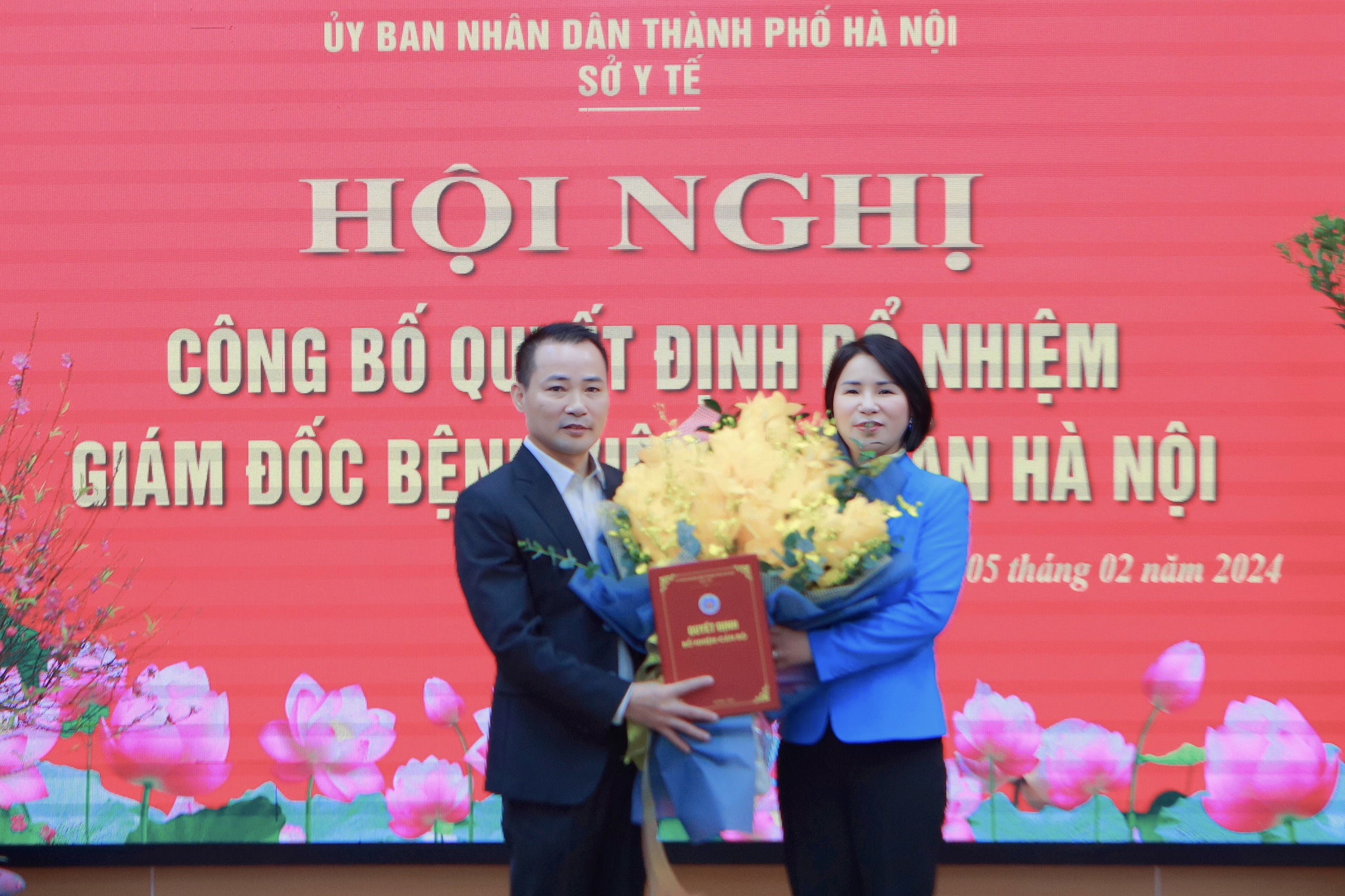 Sở Y tế Hà Nội công bố quyết định công tác cán bộ - ảnh 1