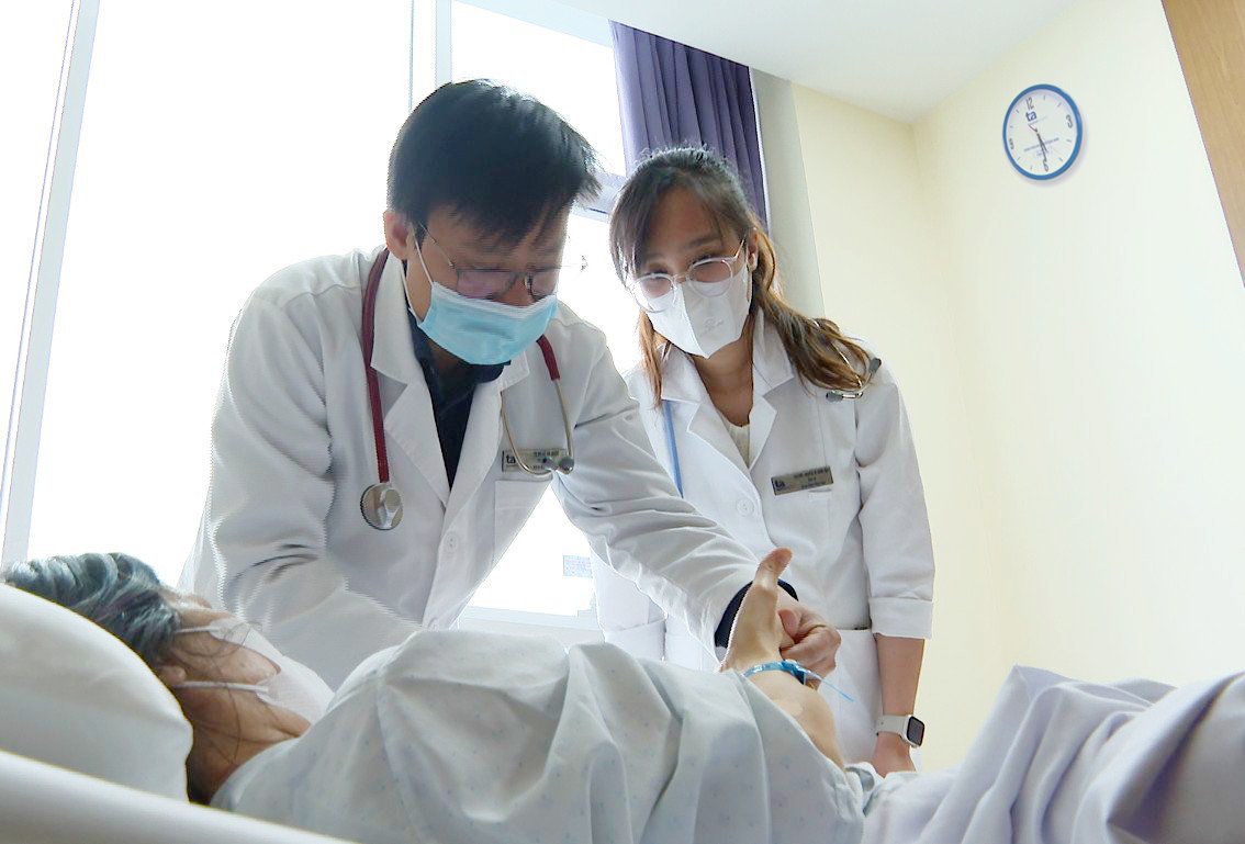 Dịch thuỷ đậu diễn biến phức tạp, nhiều trường hợp nhập viện - ảnh 2
