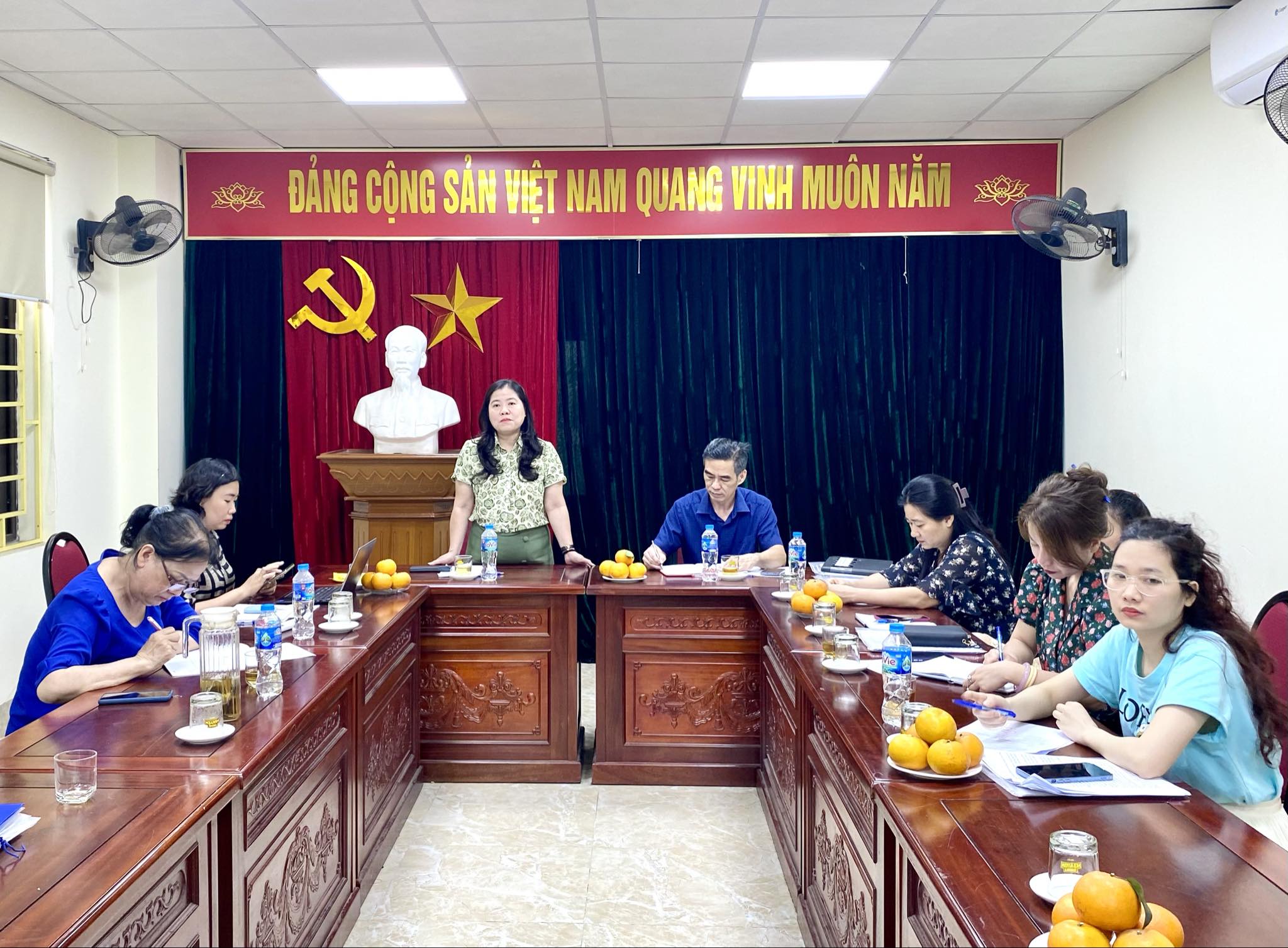 Hội LHPN quận Tây Hồ: Đẩy mạnh kiểm tra hoạt động vay vốn ngân hàng trên địa bàn - ảnh 1