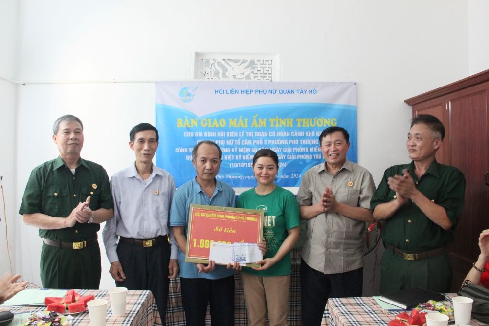 Khánh thành “mái ấm” cho hội viên phụ nữ khó khăn phường Phú Thượng - ảnh 5