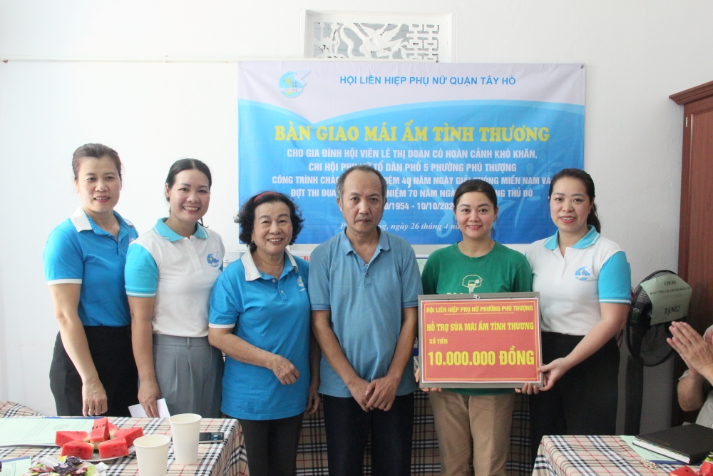 Khánh thành “mái ấm” cho hội viên phụ nữ khó khăn phường Phú Thượng - ảnh 6