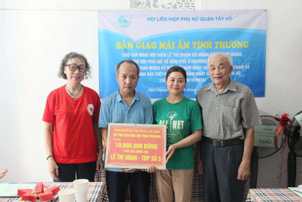 Khánh thành “mái ấm” cho hội viên phụ nữ khó khăn phường Phú Thượng - ảnh 7