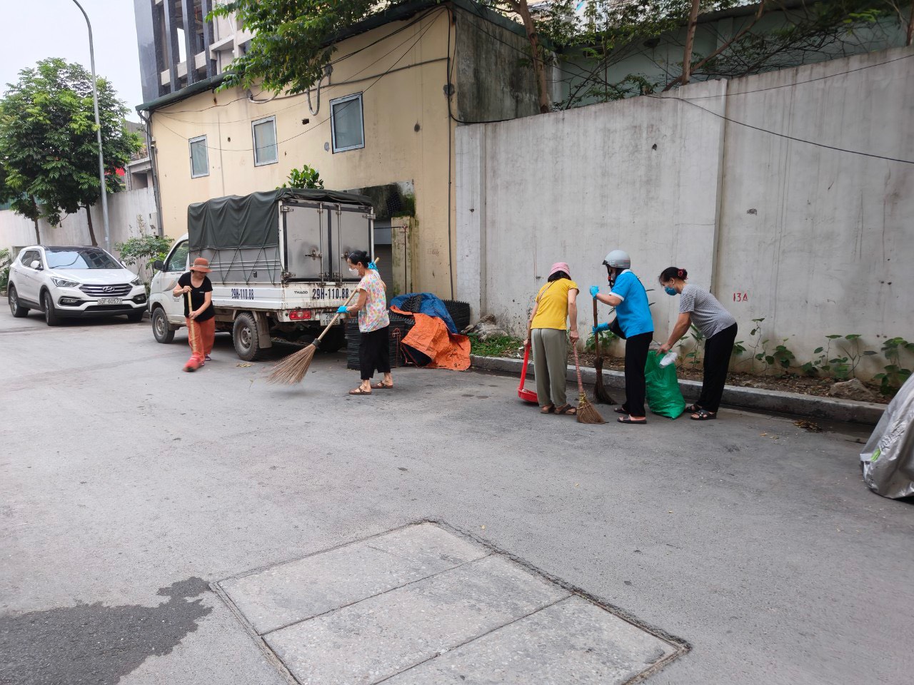 Quận Tây Hồ: Phấn đấu “đường sạch, cây xanh, Hồ Tây không rác“ - ảnh 5