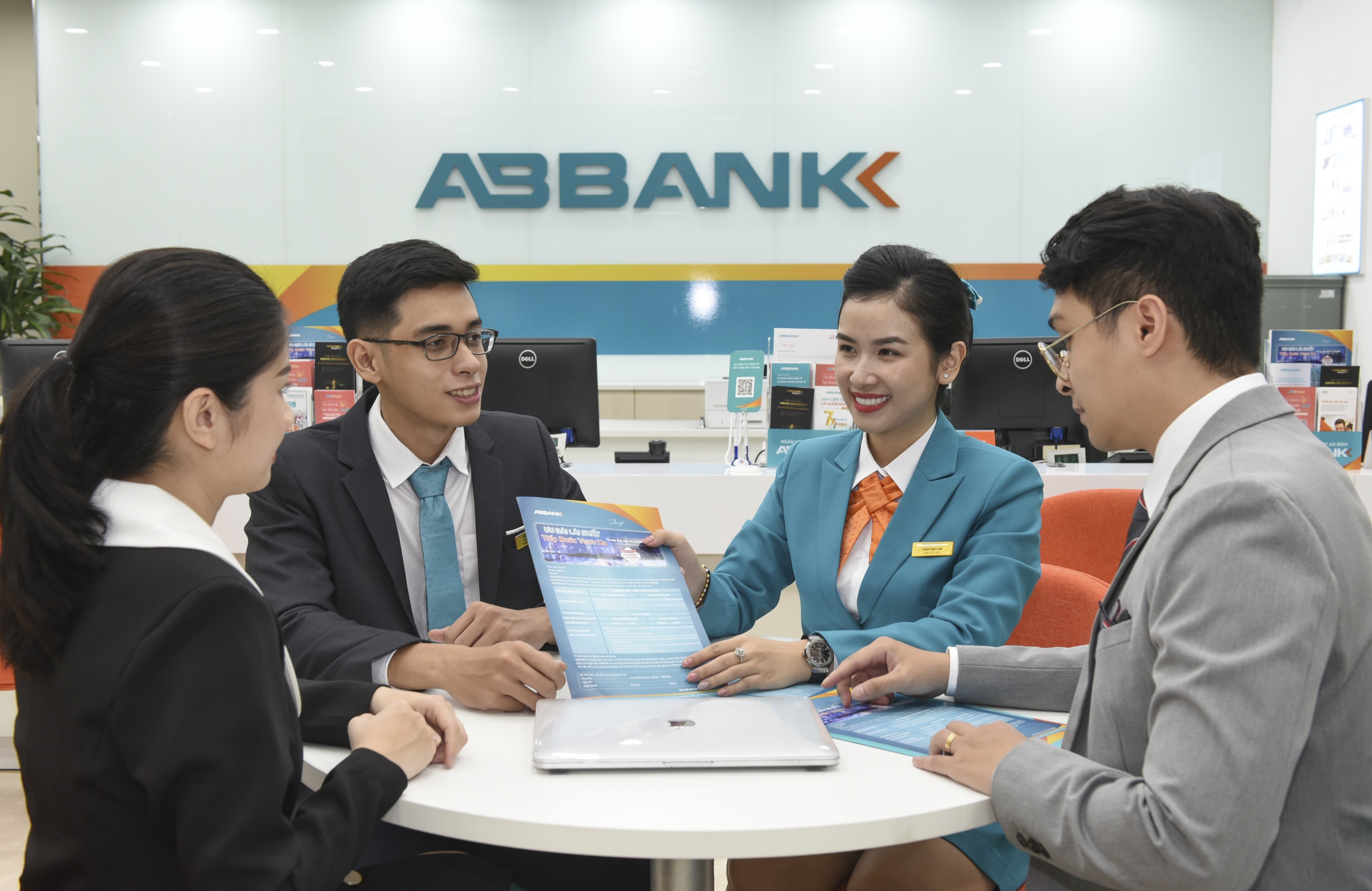 ABBANK: Đẩy mạnh chương trình ưu đãi khách hàng cá nhân và doanh nghiệp - ảnh 1
