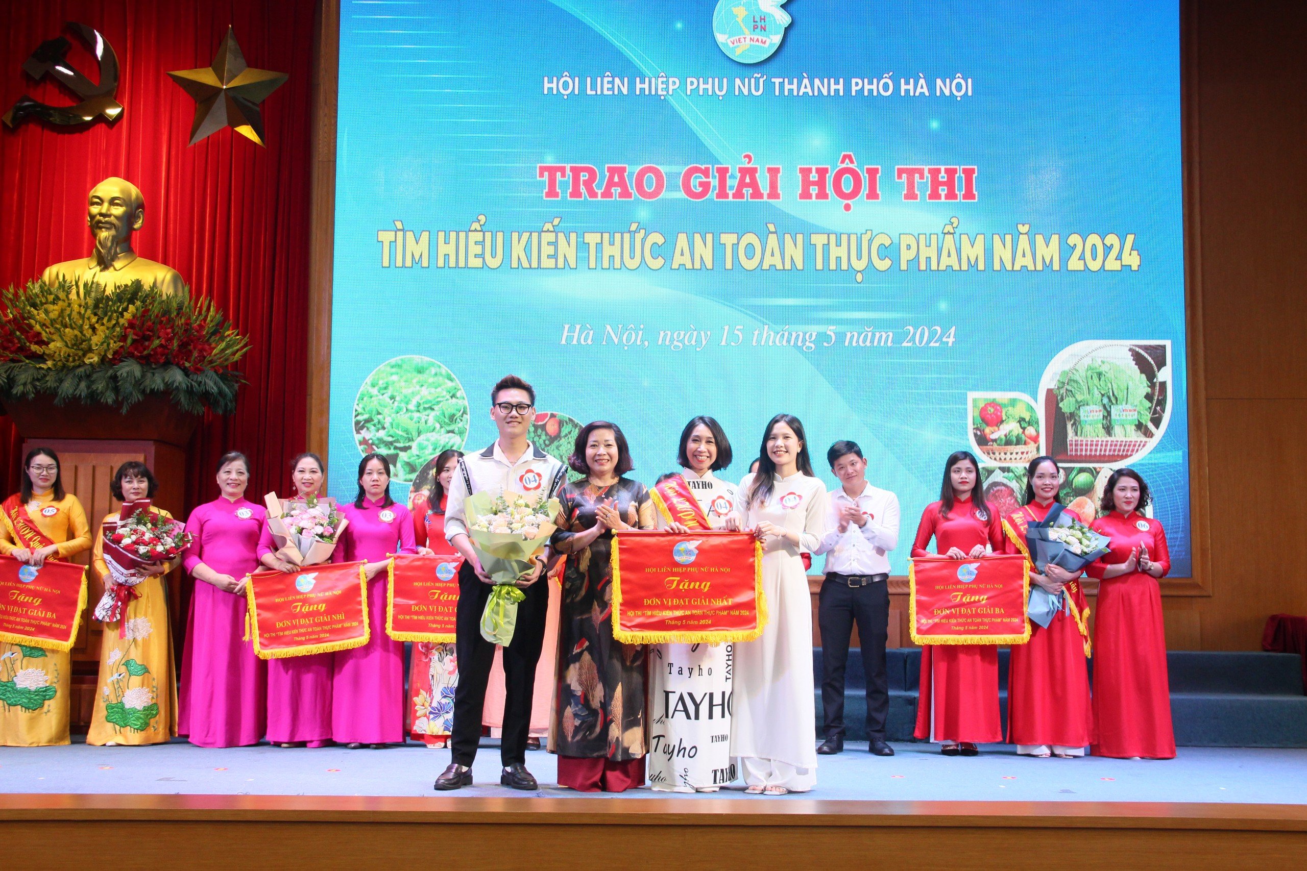 Hội LHPN TP Hà Nội: Sôi nổi hoạt động truyền thông kiến thức an toàn thực phẩm - ảnh 5