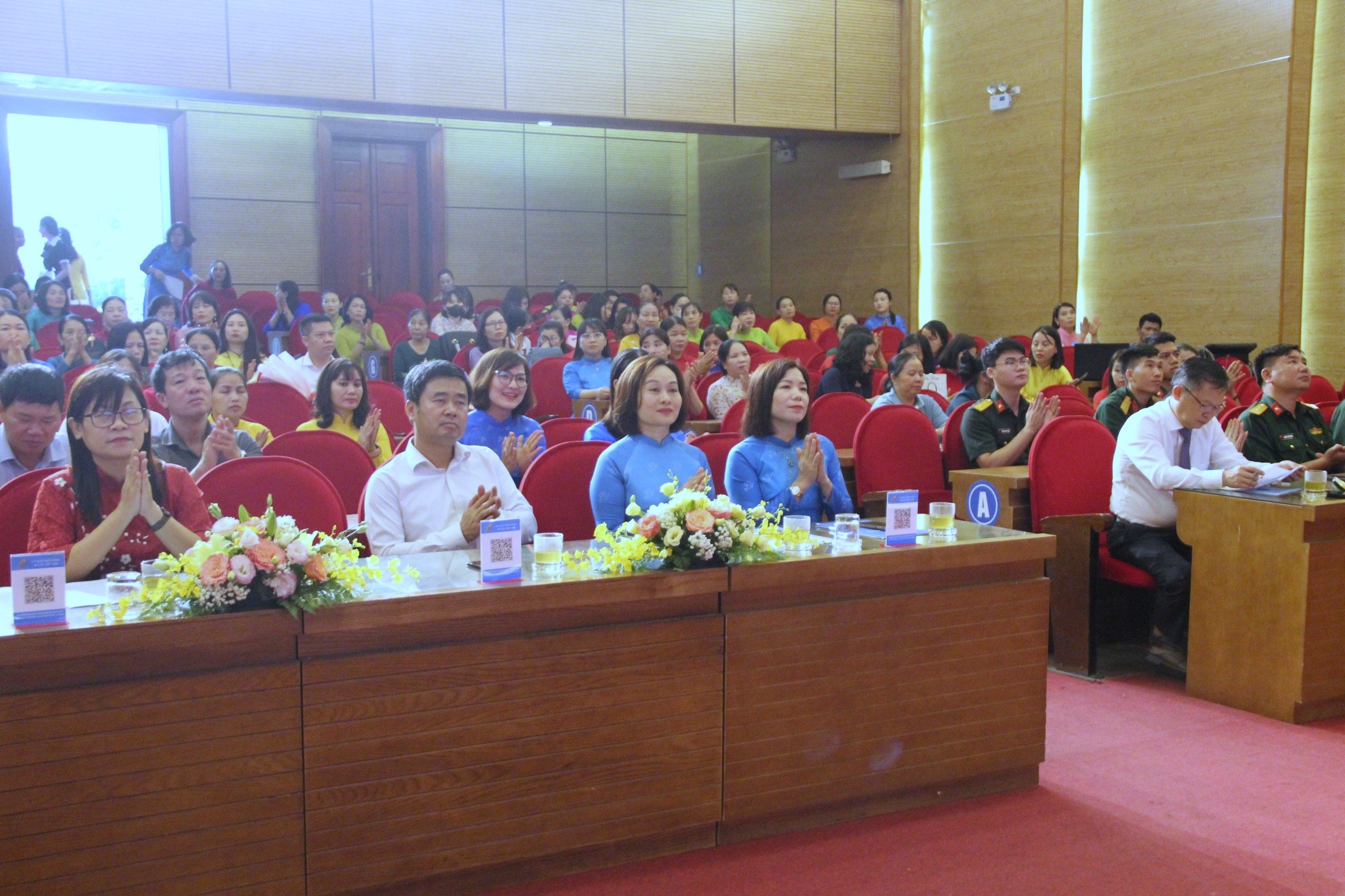 Hội LHPN huyện Sóc Sơn: Nhiều kết quả nổi bật trong thực hiện phong trào thi đua nửa đầu nhiệm kỳ Đại hội - ảnh 1