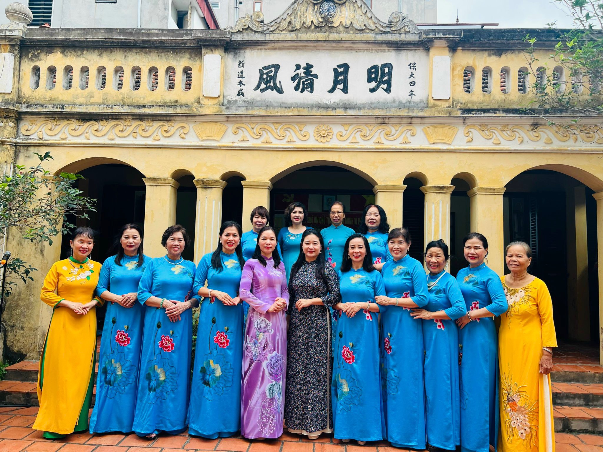 Hội LHPN phường Phú Thượng, Tứ Liên: Sinh hoạt chuyên đề học tập và làm theo gương Bác - ảnh 7