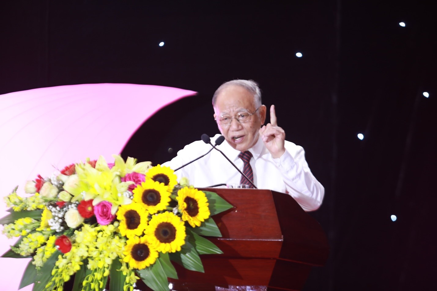 Tổ chức nói chuyện chuyên đề về Chủ tịch Hồ Chí Minh - ảnh 2