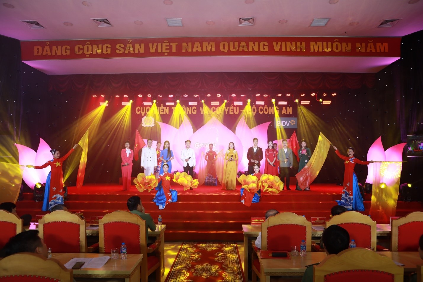 Tổ chức nói chuyện chuyên đề về Chủ tịch Hồ Chí Minh - ảnh 3